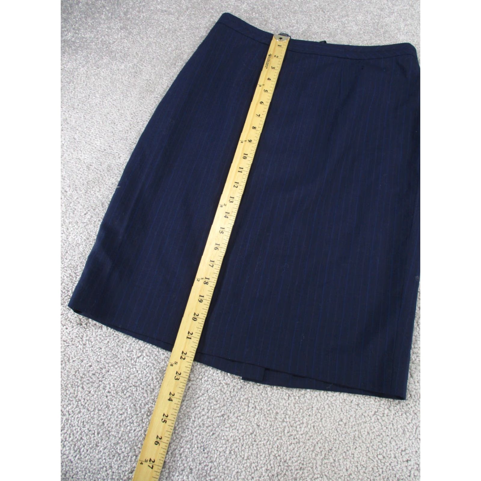 Brooks Brothers VINTAGE Brooks Brothers Skirt Womens 4P Navy Blue Pinstripe Wool Pencil NEW Holes Size 27" / US 4 / IT 40 - 5 Thumbnail