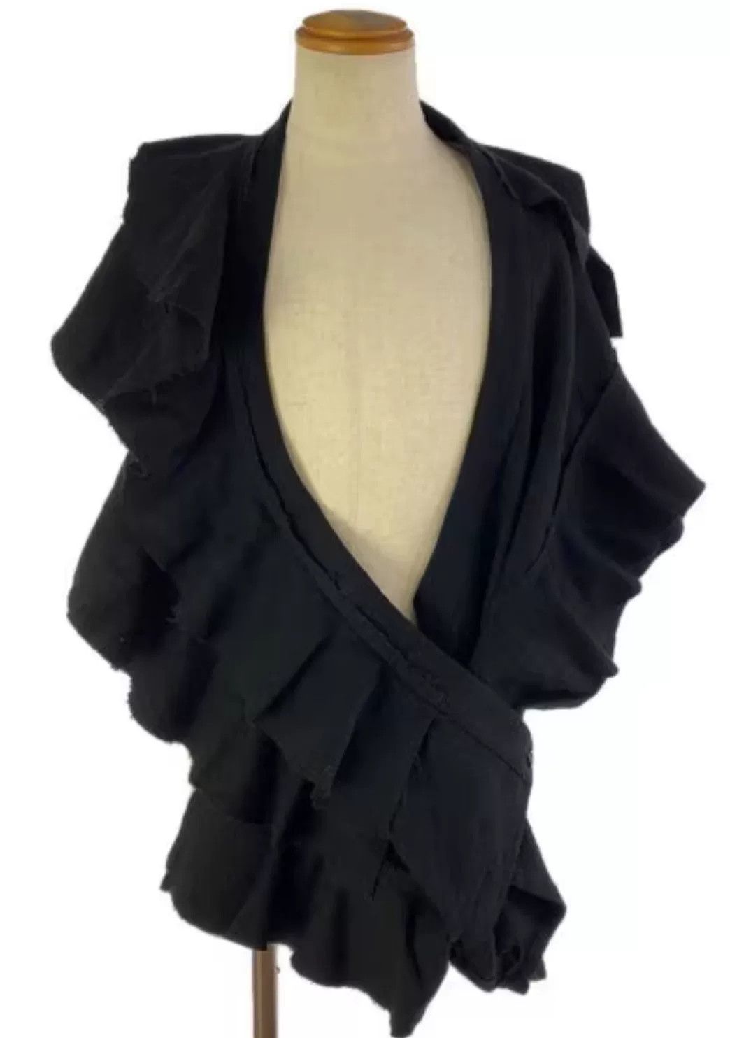 Comme des Garcons Tao COMME des GARCONS Wool Top Size XS / US 0-2 / IT 36-38 - 1 Thumbnail