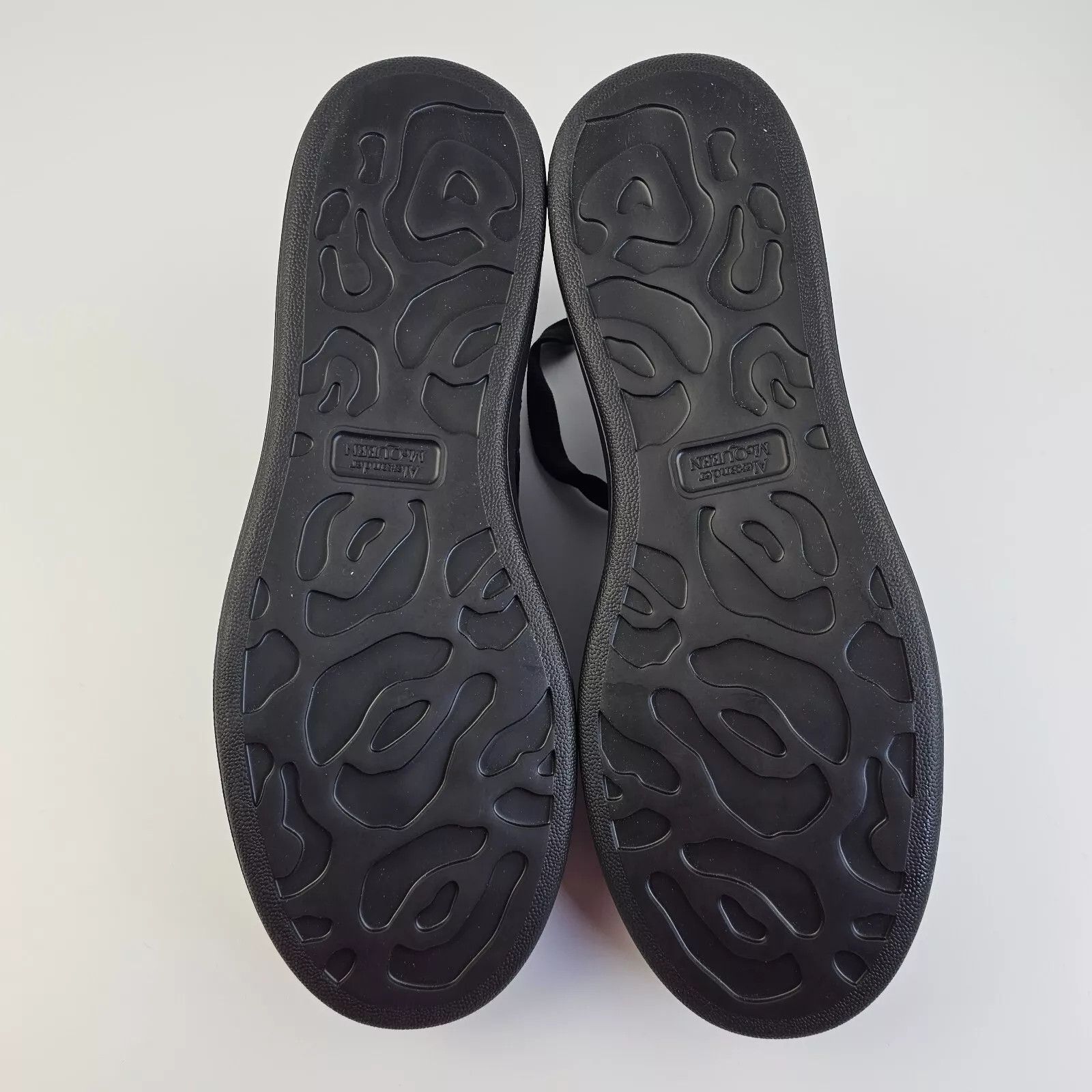 Alexander McQueen ALEXANDER MCQUEEN Oversized Men's Black Sneakers New Size US 6 / EU 39 - 7 Thumbnail
