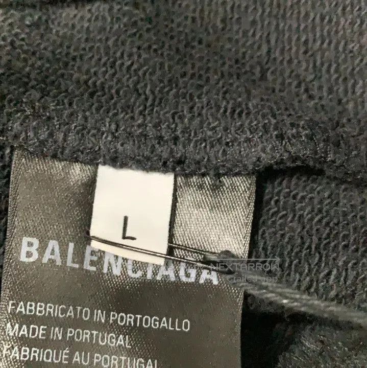 Balenciaga Balenciaga Black Zip-Up Hooded Sweatshirt. Size US L / EU 52-54 / 3 - 4 Thumbnail
