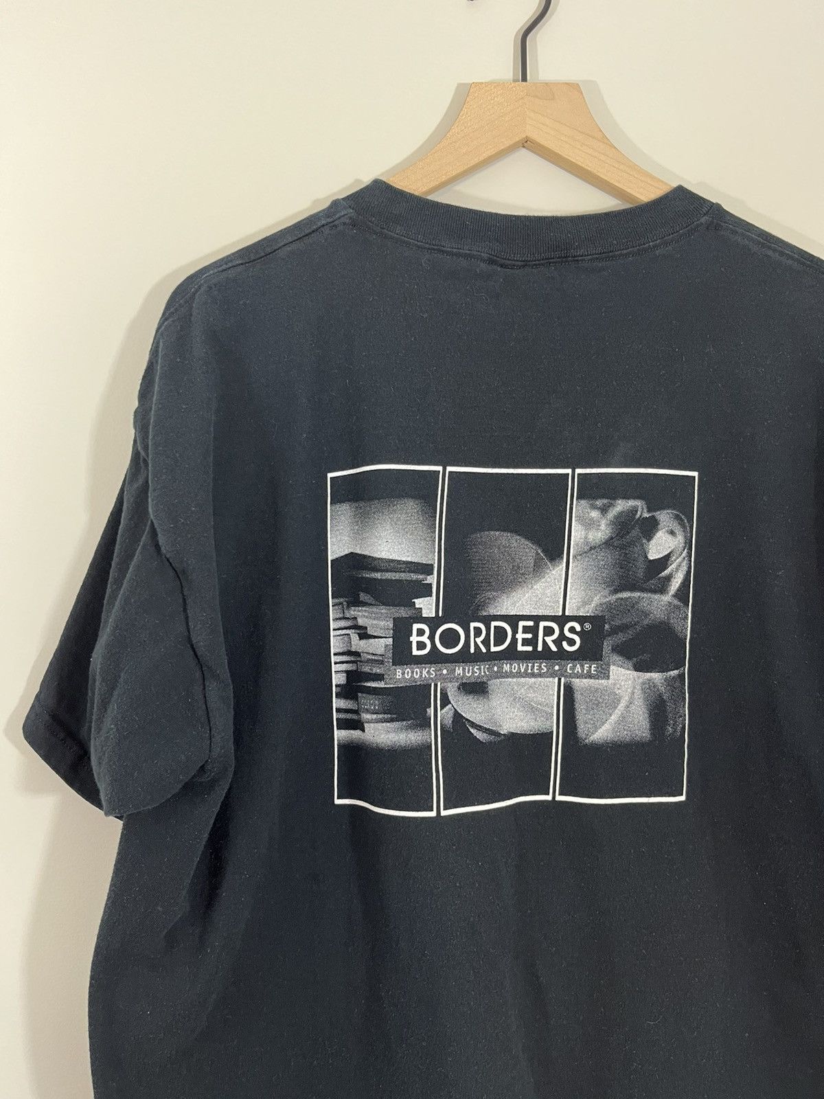 Vintage Borders New York Faded Black NYC Tee Size US L / EU 52-54 / 3 - 8 Thumbnail