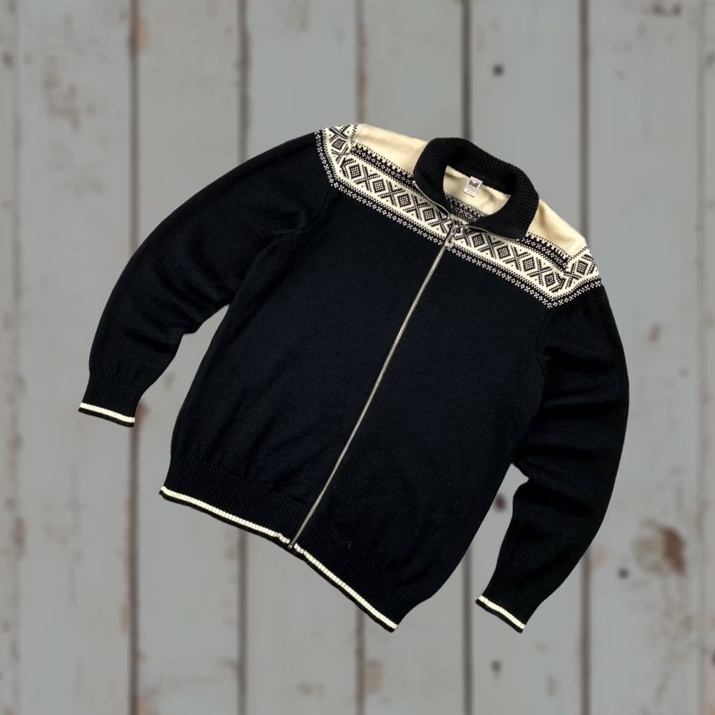 Dale Of Norway VINTAGE Dale Of Norway Sweater Men 2XL Black Wool Knit Fair Isle Skiing Long Sleeve Size US XXL / EU 58 / 5 - 1 Thumbnail