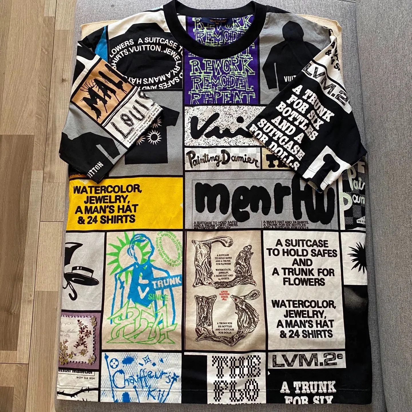 Other LV Illustration Short Sleeve T-Shirt. Size US XL / EU 56 / 4 - 1 Thumbnail