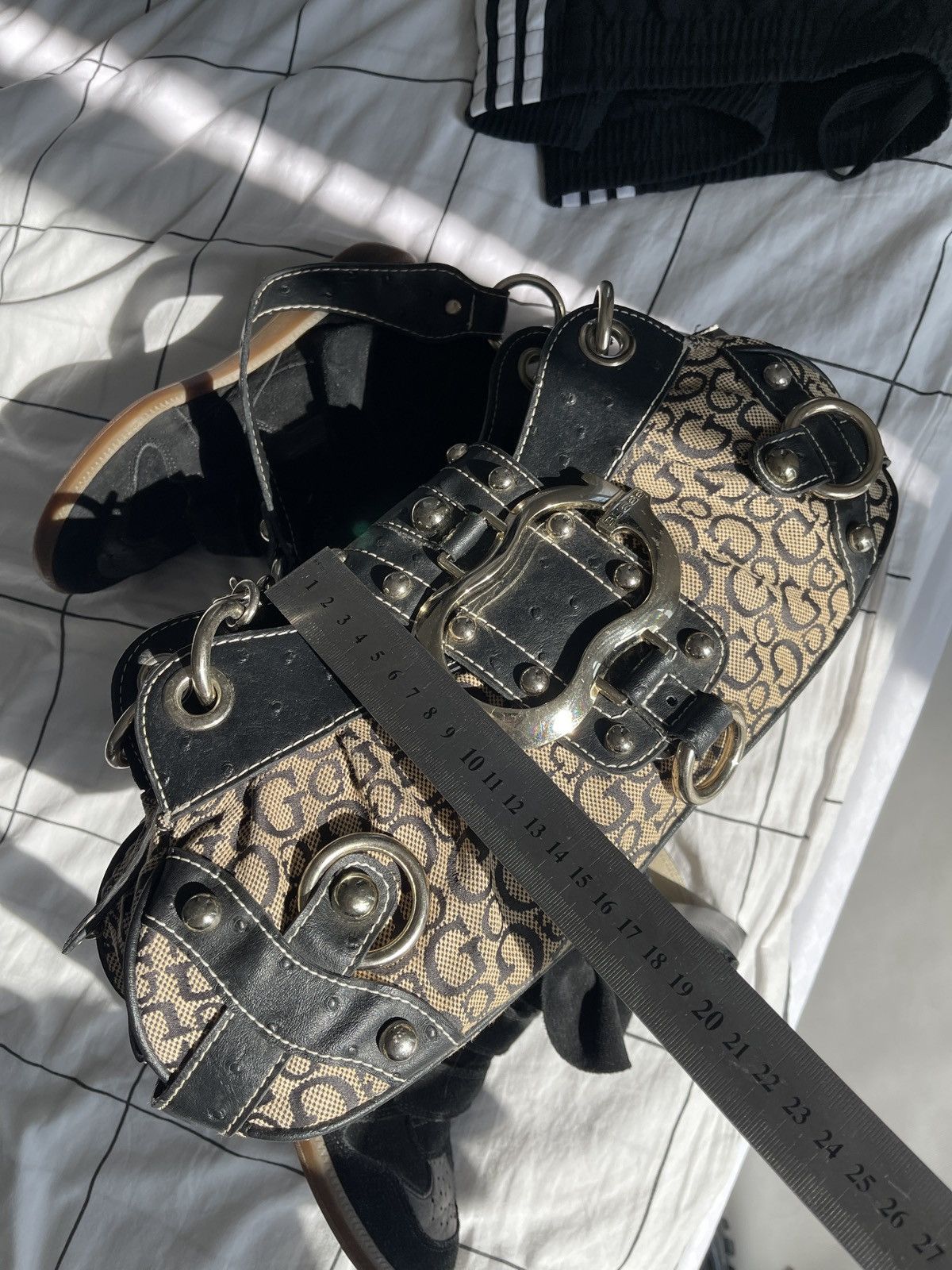 Guess Guess vintage buckle logo bag Monogram mini 00s Y2k Handbag Size ONE SIZE - 20 Thumbnail