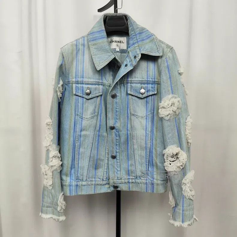Chanel Chanel Denim lace floral jacket Size XS / US 0-2 / IT 36-38 - 1 Thumbnail