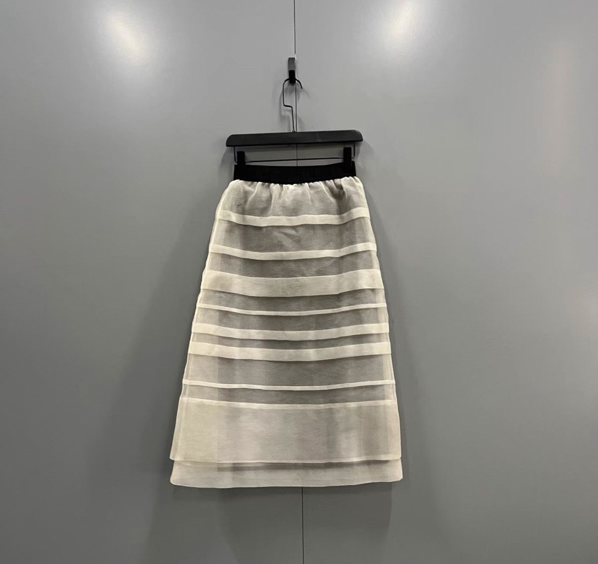 DOROTHEE SCHUMACHER Dorothee Schumacher Tulle Midi Skirt J41 Size 26" / US 2 / IT 38 - 2 Thumbnail