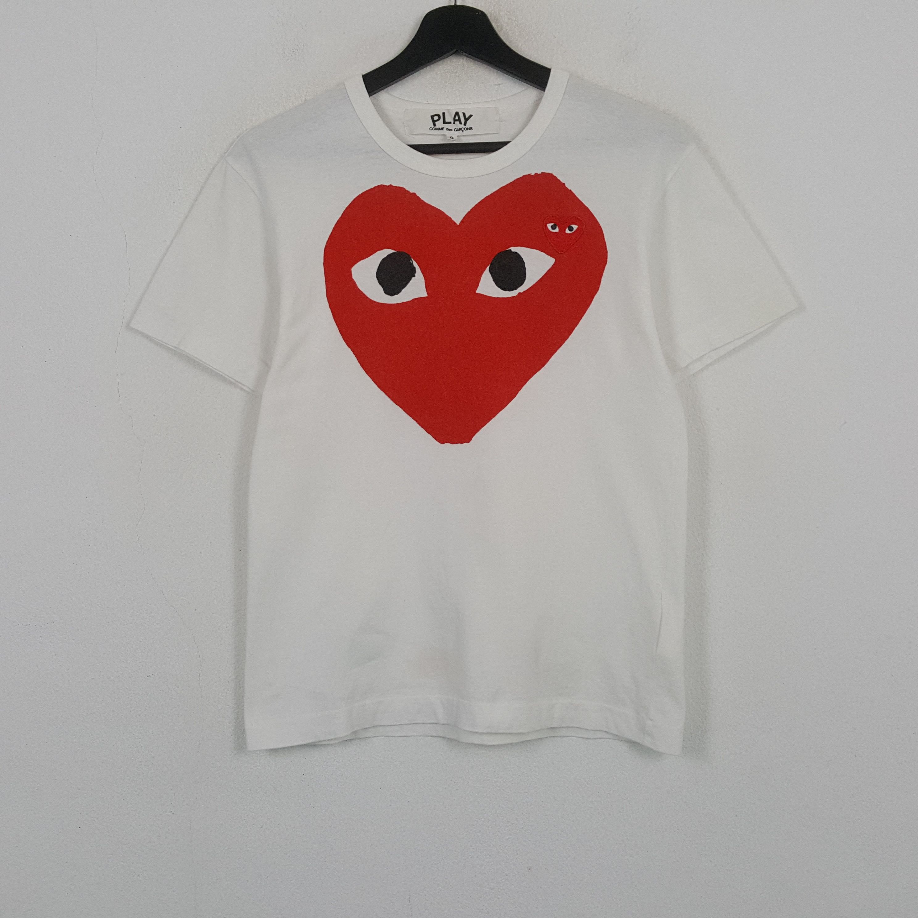 Comme des Garcons Comme Des Garcons Japanese Fashion Brand Tshirt RR15 Size US S / EU 44-46 / 1 - 1 Thumbnail
