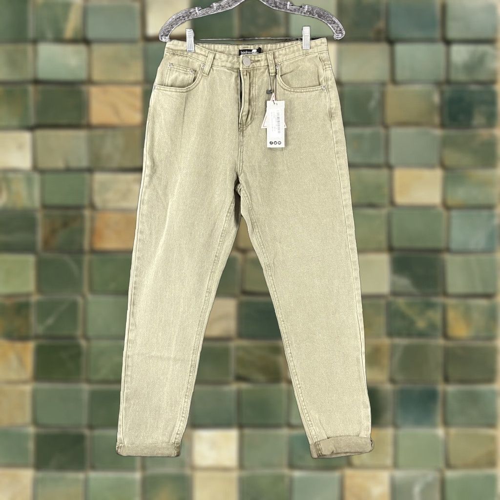 Boohoo VINTAGE Boohoo Womens Jeans Crop Beige Size 6 Casual Fashion Size 28" / US 6 / IT 42 - 1 Thumbnail