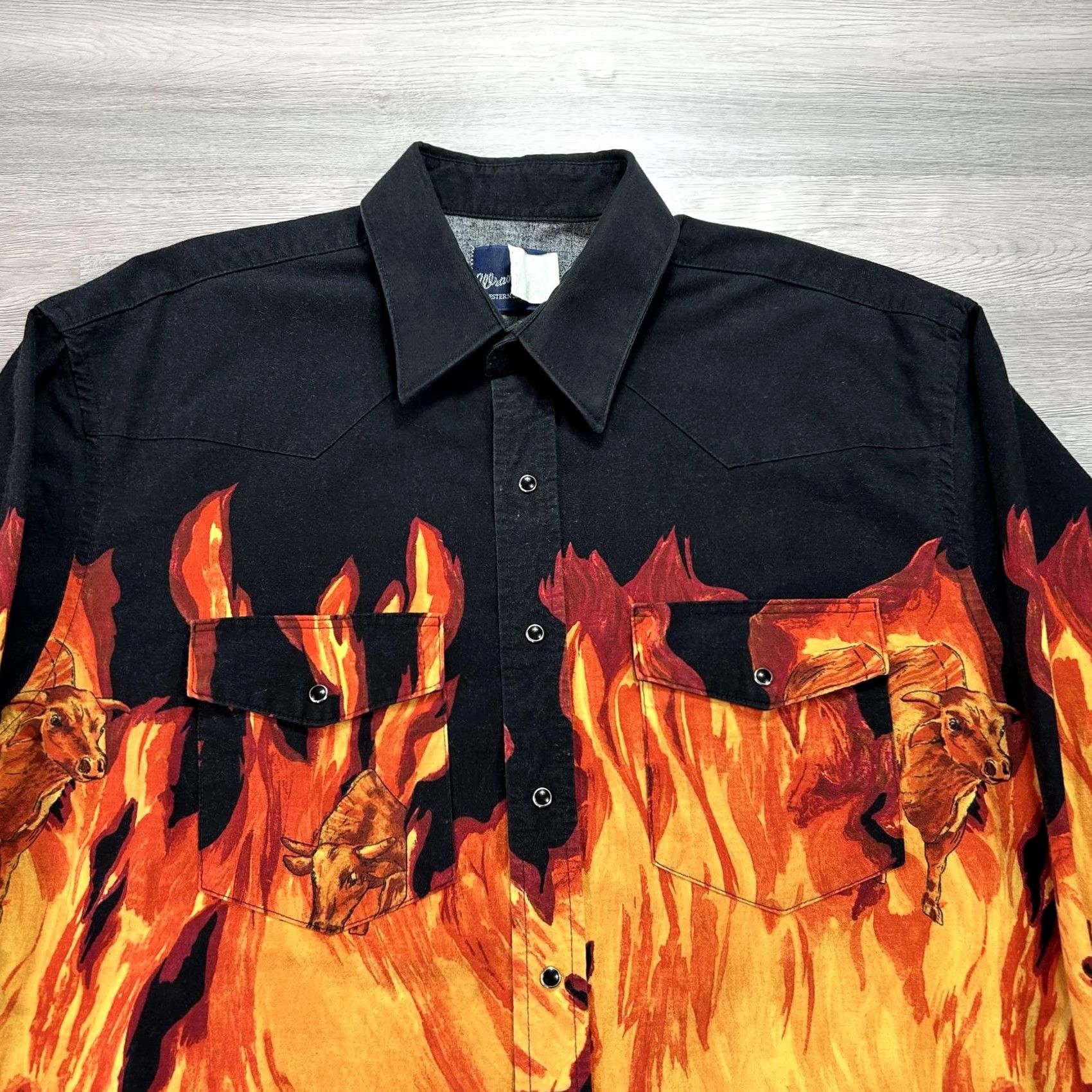 Wrangler VINTAGE Wrangler Shirt Mens 2XL Orange Flame Western Snap Long Sleeve Bull Graphic Shirt Size US XXL / EU 58 / 5 - 3 Thumbnail