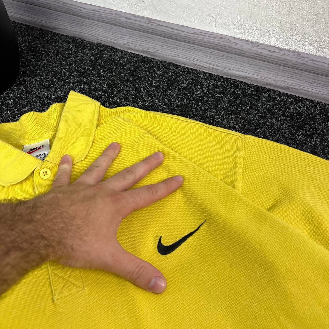 Nike Nike Polo Vintage Yellow Mini Swoosh Black Logo 90s Style Size US L / EU 52-54 / 3 - 3 Thumbnail
