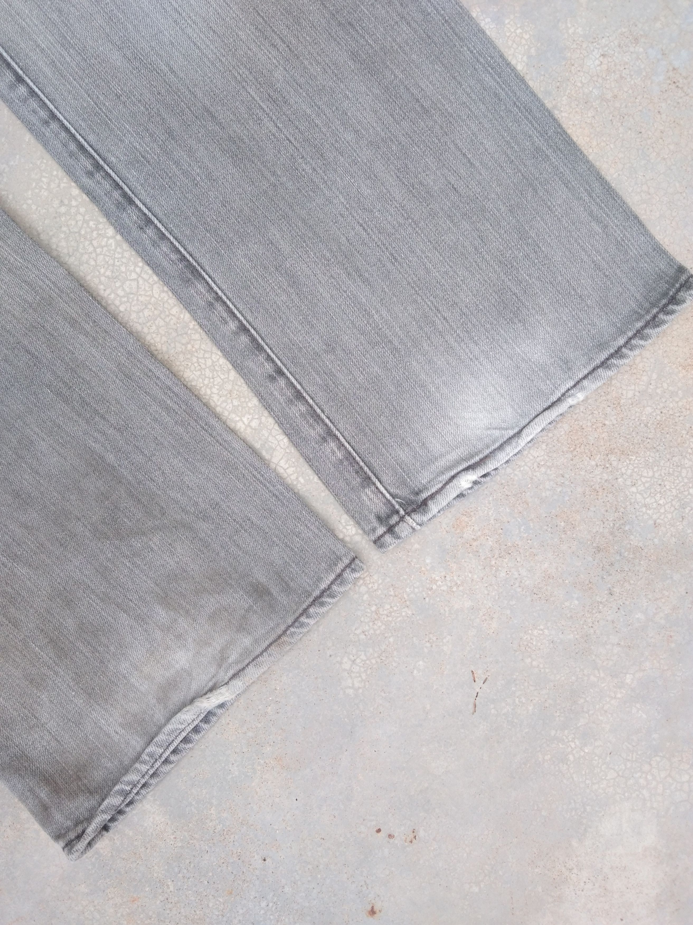 Levi's × Vintage Vintage Levis 501 Grey Straight Leg Distressed Jeans 36x32 Size US 38 / EU 54 - 3 Thumbnail