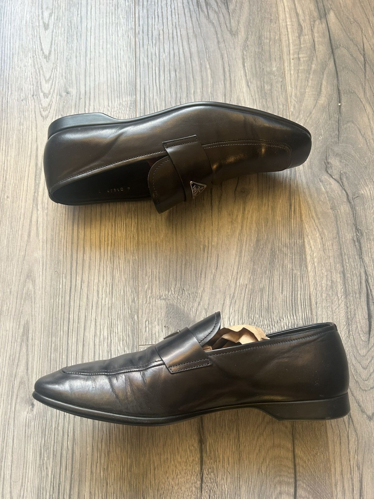 Prada Prada Black Leather Loafers with Logo Plate Size US 7 / EU 40 - 3 Thumbnail