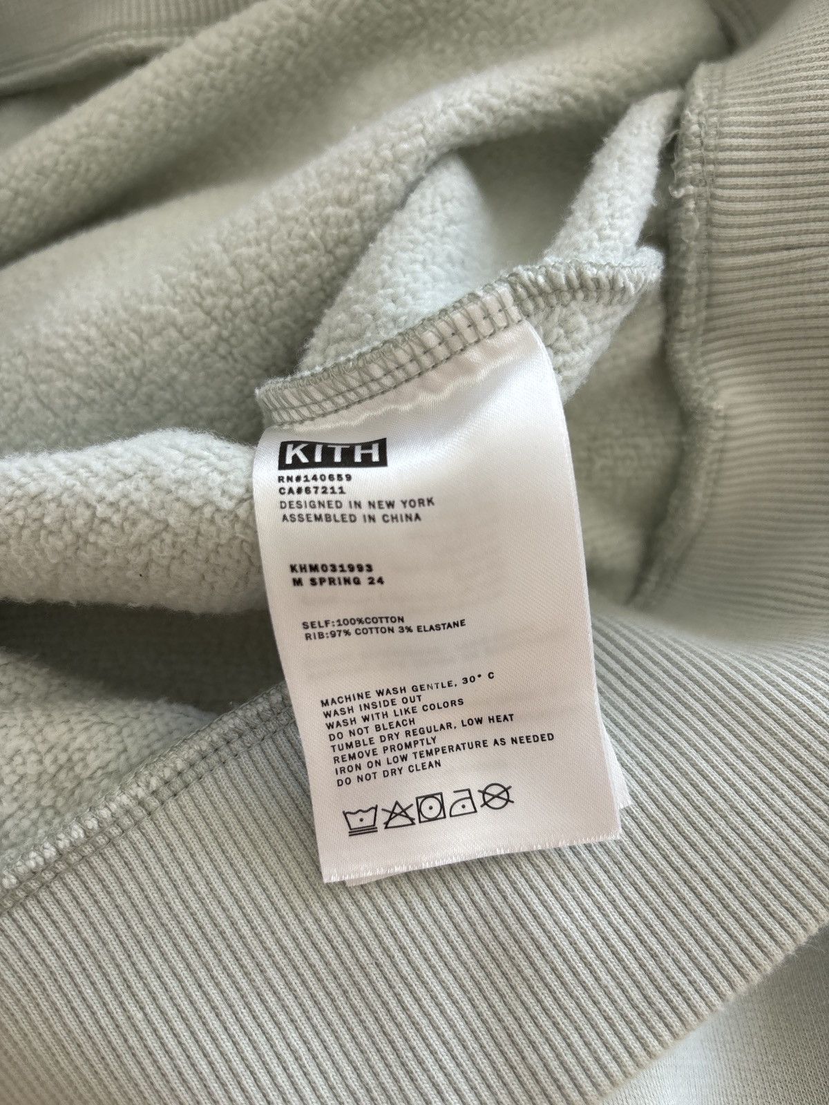 Kith Kith Script Nelson Crewneck ‘Floral Butterfly’ Size US S / EU 44-46 / 1 - 4 Thumbnail