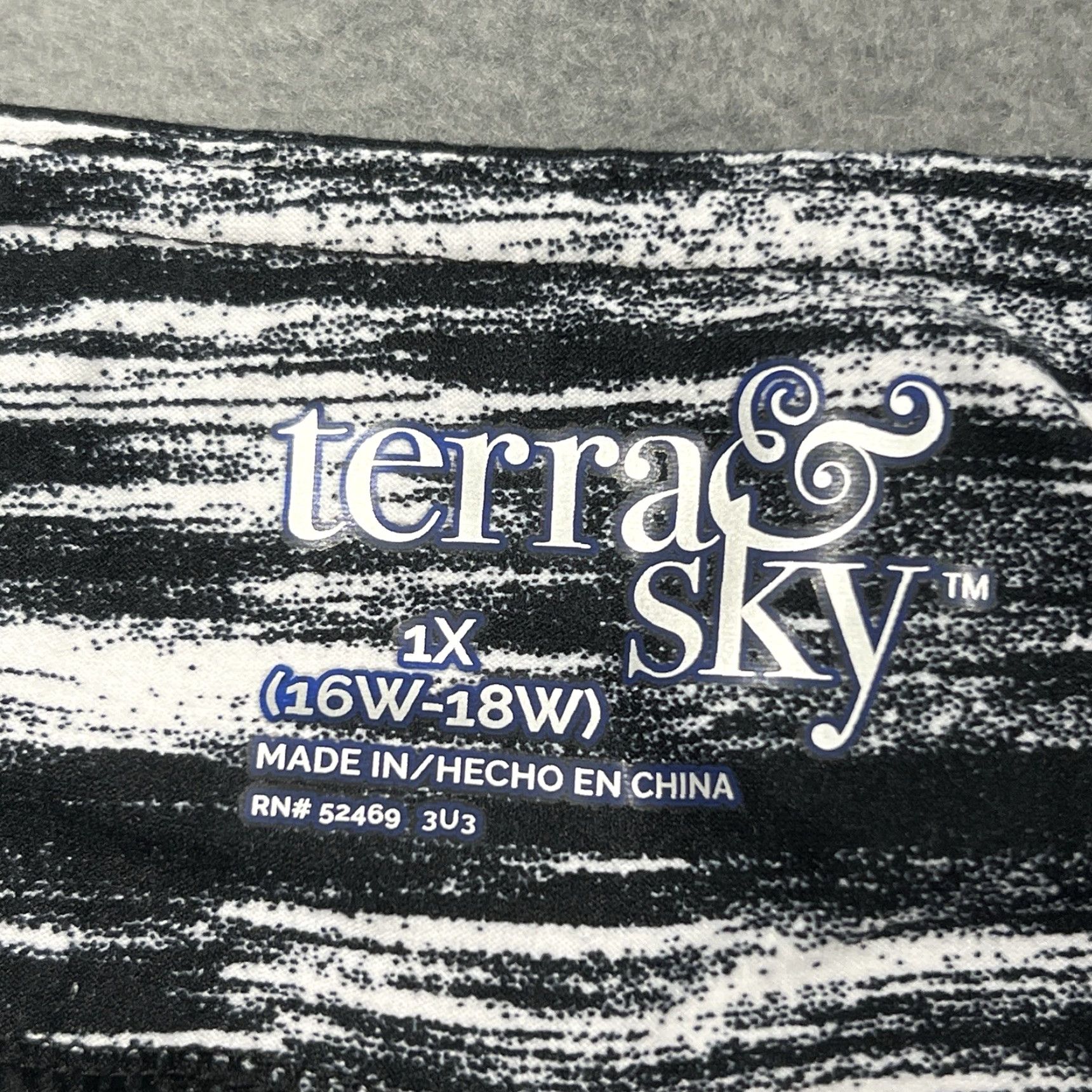 Vintage TERRA & SKY Biker Shorts Women 1X (16-18W) Spandex Polyester Pull On NWT Size 40" / US 18 - 3 Thumbnail
