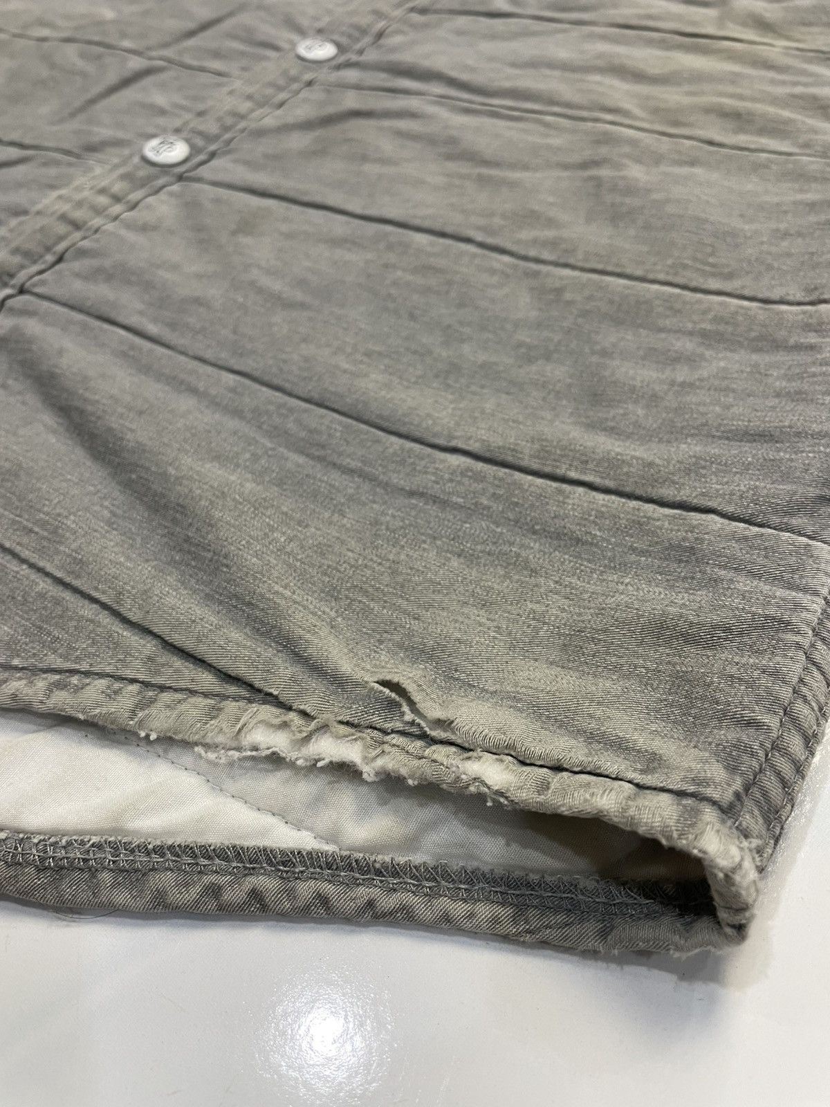Moncler Vintage Moncler Camme Bleu Distressed Down Shirt Jacket Size US M / EU 48-50 / 2 - 8 Thumbnail