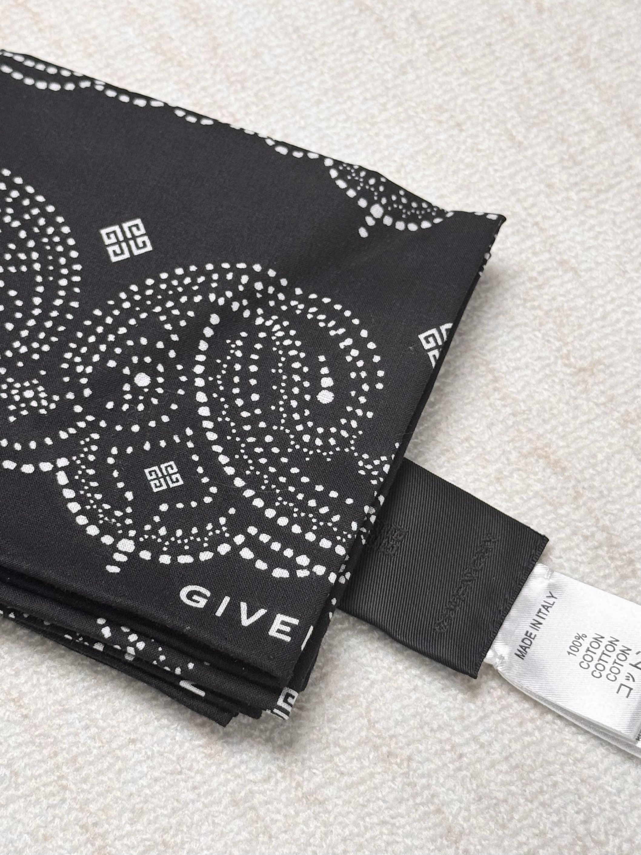 Givenchy UNWORN* GIVENCHY Printed Cotton Bandana In Black Size ONE SIZE - 3 Thumbnail
