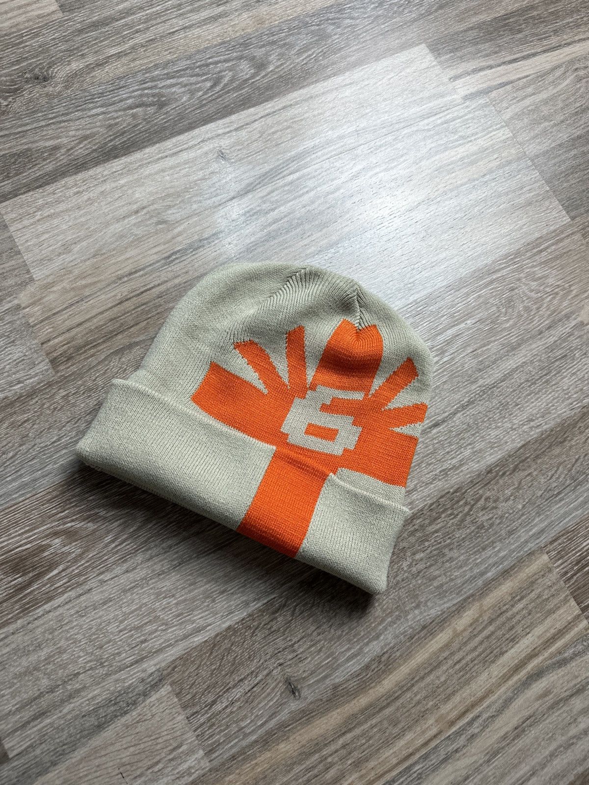 Vertabrae Verteable x 6pm Sixpm Beanie Cap Hat Size ONE SIZE - 1 Thumbnail