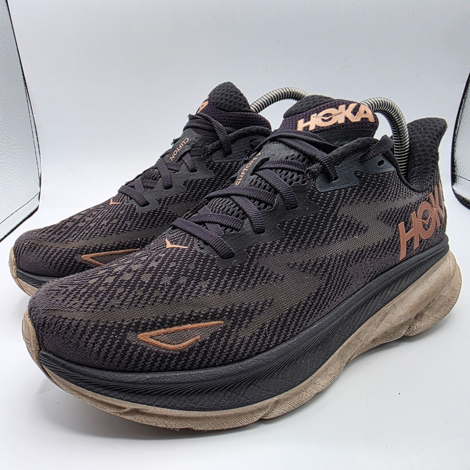 Hoka Hoka One One Clifton 9 Womens Size 9 B Black Shoes Athletic Size US 9 / IT 39 - 4 Thumbnail