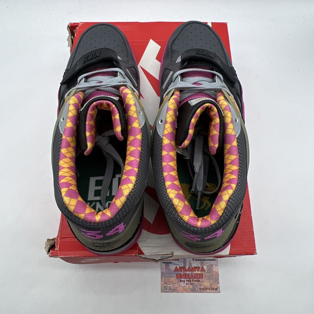 Nike Air trainer 3 Bo knows horse racing Size US 11 / EU 44 - 9 Thumbnail