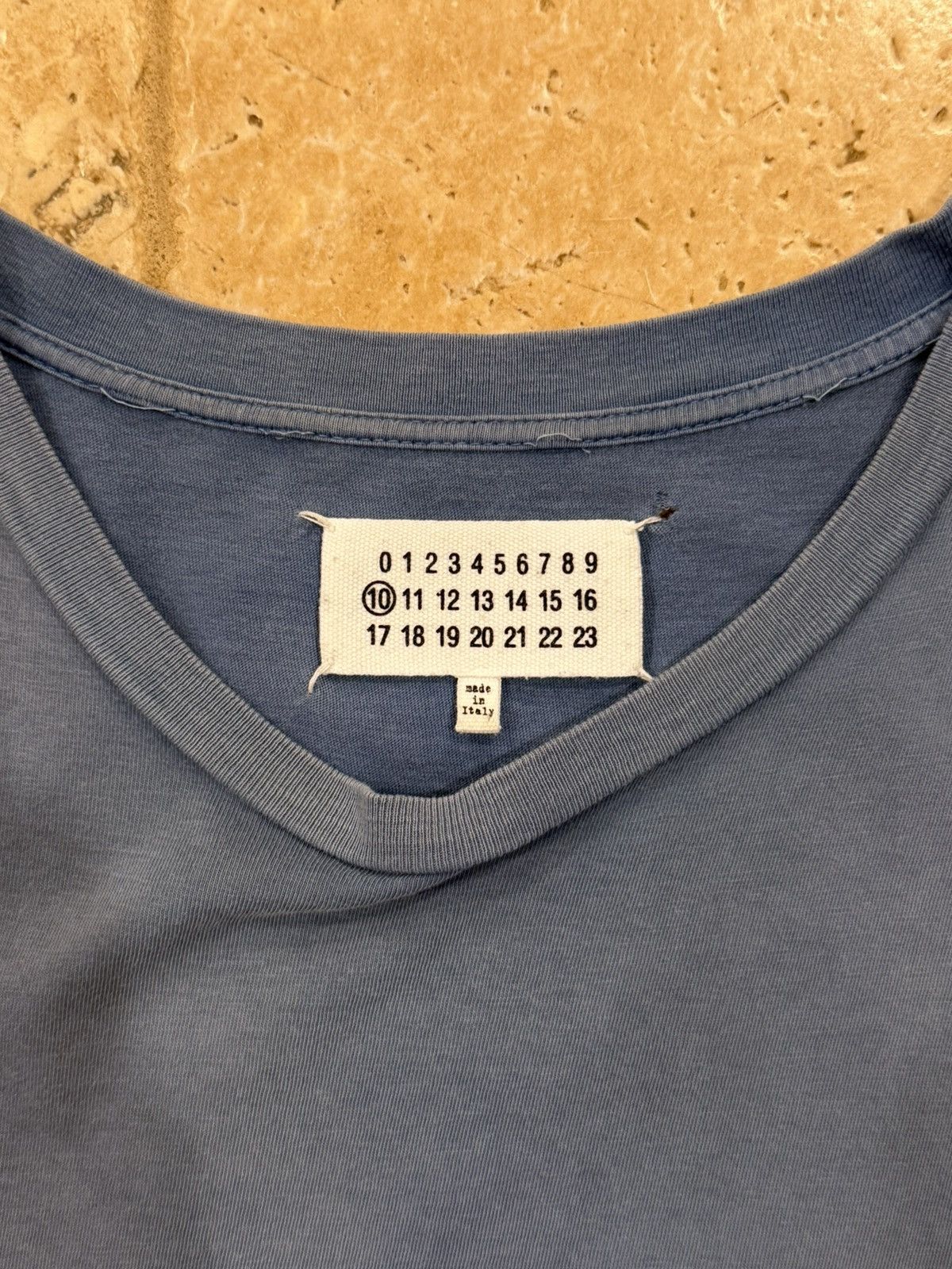Maison Margiela Maison Margiela Replica Logo Faded Blue Oversized T-Shirt Size US S / EU 44-46 / 1 - 10 Thumbnail