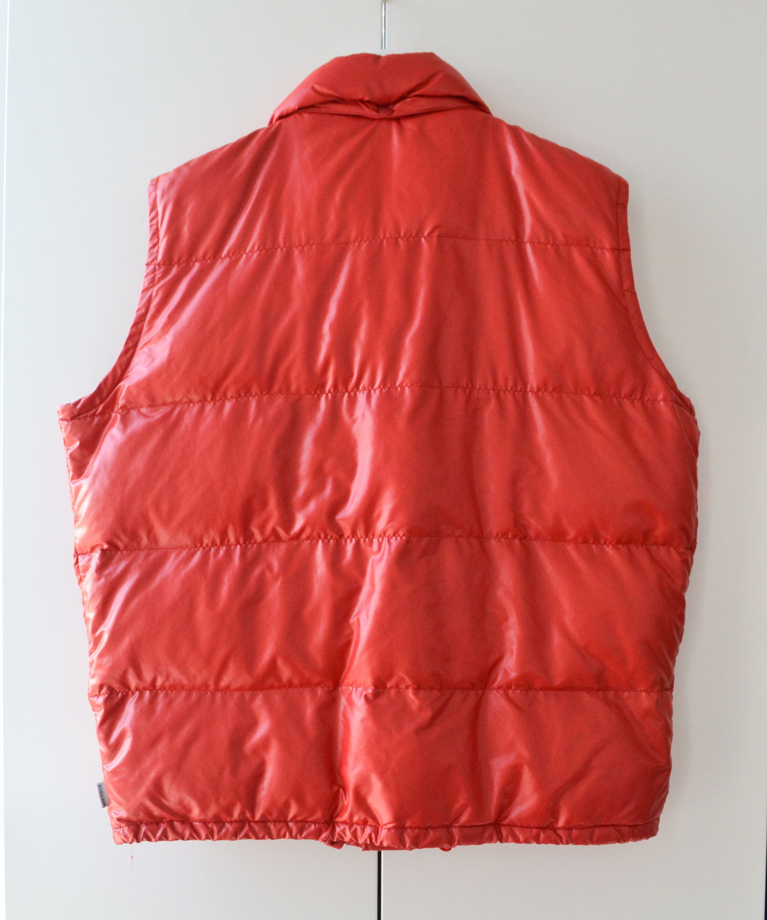 Moncler 🔴 MONCLER Vest Down Jacket Puffer Red 80s 90s Size 3 L Size US L / EU 52-54 / 3 - 7 Thumbnail