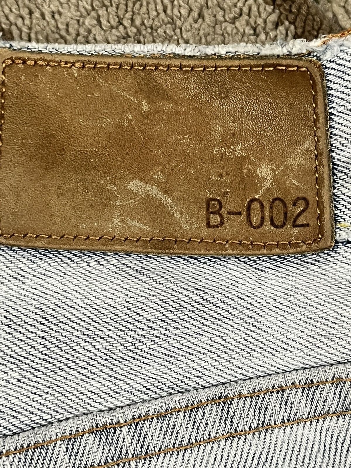 Jun Takahashi Vintage Uniqlo Jeans B-002 Flare Denim Size US 33 - 10 Thumbnail
