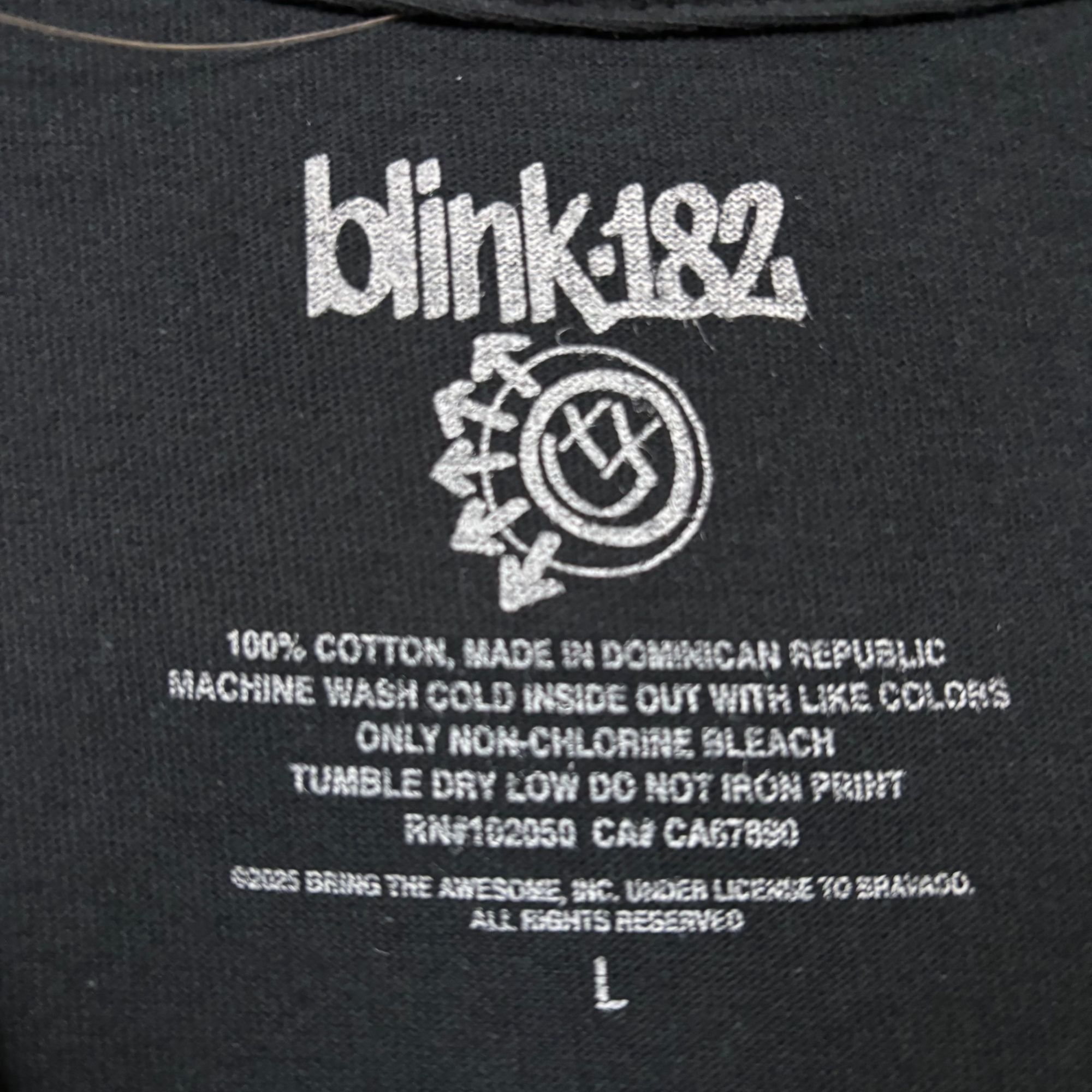 Band Tees Blink-182 Skeleton Marching Drummer Punk Rock Band Tee L Size US L / EU 52-54 / 3 - 4 Thumbnail