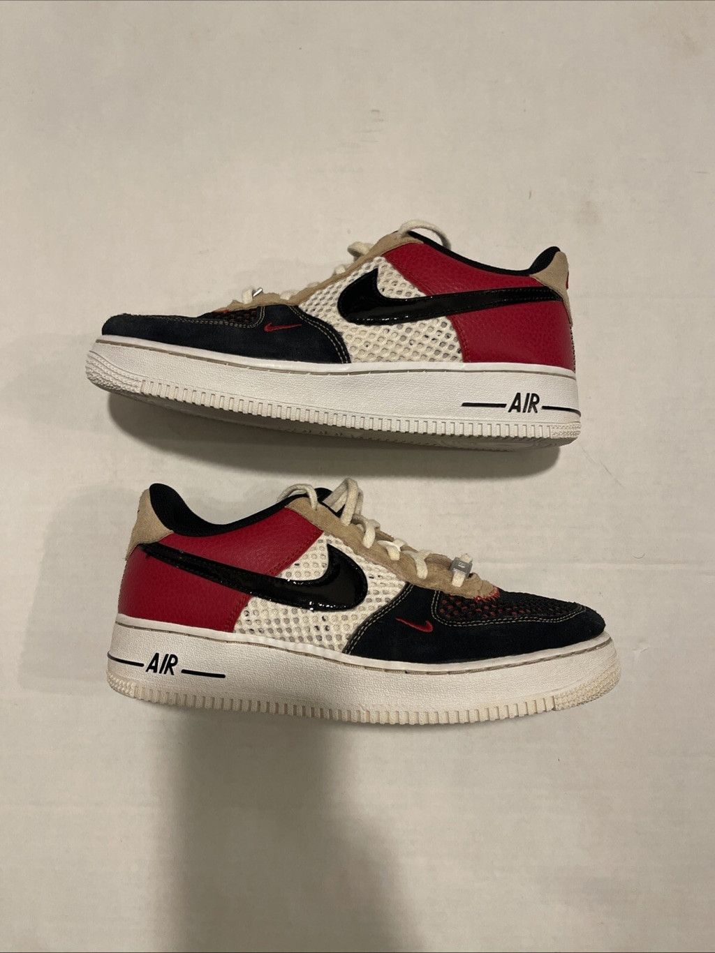 Nike Air Force '07 LV8 Alter Reveal Sz Black Gum Red