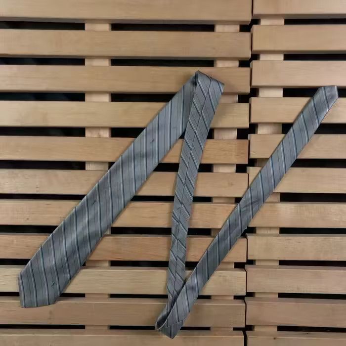 Vintage × Yves Saint Laurent Mens Tie Cravatte Yves Saint Laurent Paris Silk YSL Size ONE SIZE - 1 Thumbnail