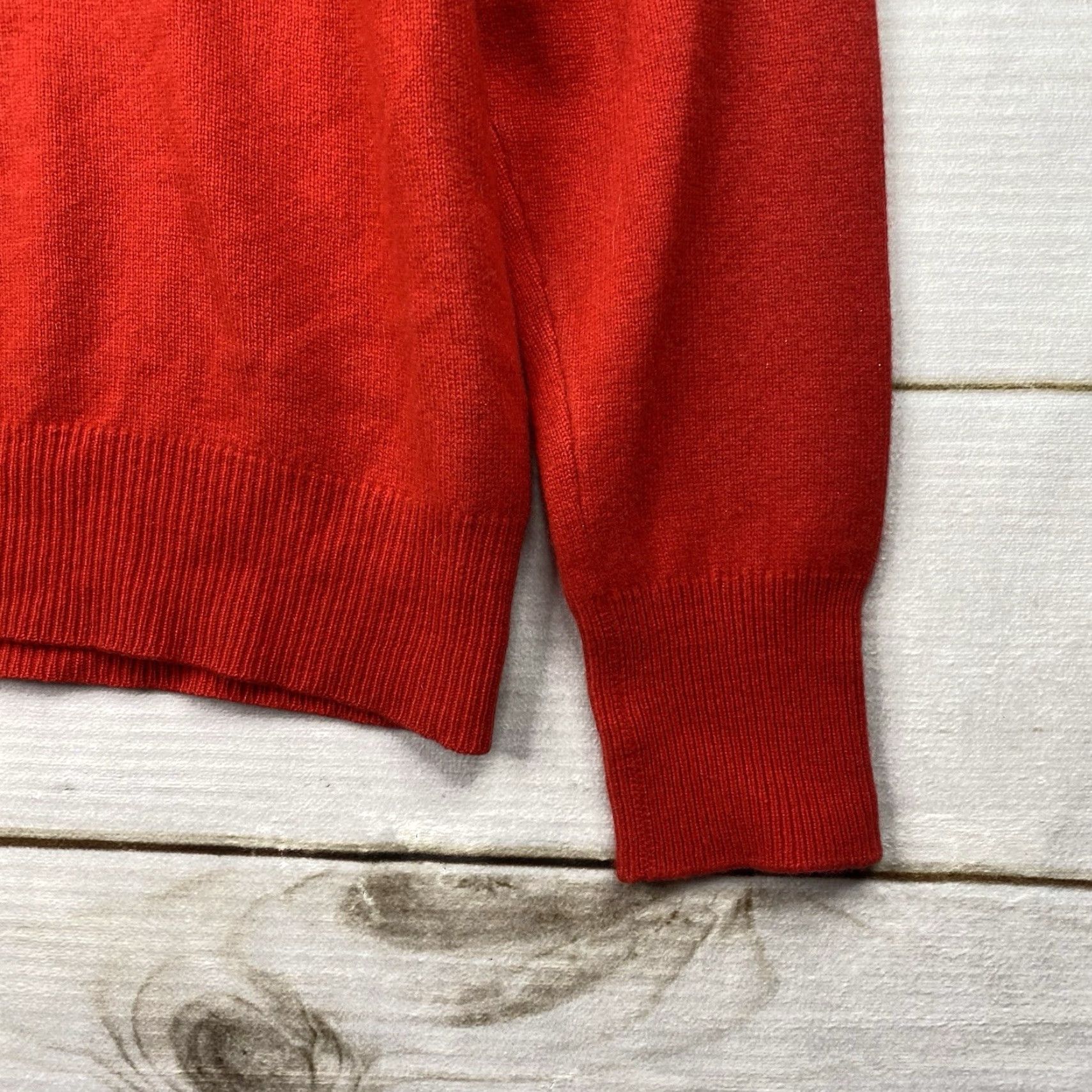Lands' End VINTAGE Lands' End Sweater Mens L Red Cashmere Wool V Neck Pullover Classic 90s Y2K Mens Size US L / EU 52-54 / 3 - 2 Thumbnail