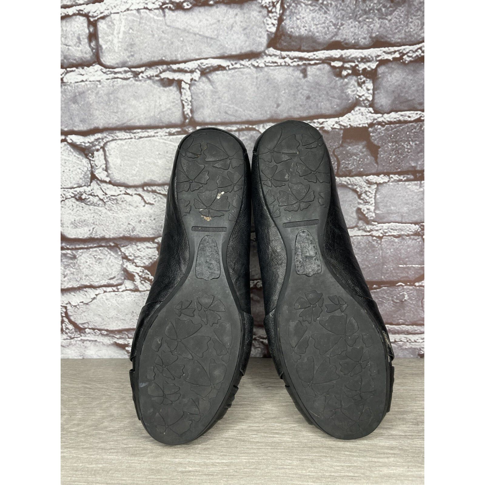Born Born Lilly Black Leather Slip On Bow Ballet Flats Shoes Wome Size US 8 / IT 38 - 10 Thumbnail