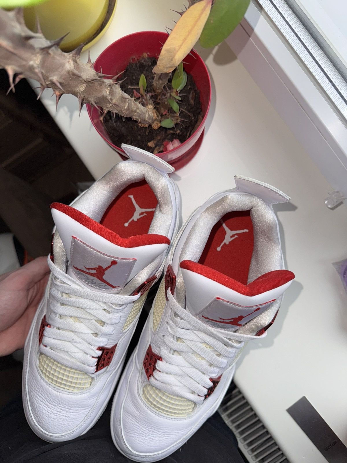 Jordan Brand Nike Air Jordan 4 Metallic Red US10 Size US 10 / EU 43 - 11 Thumbnail