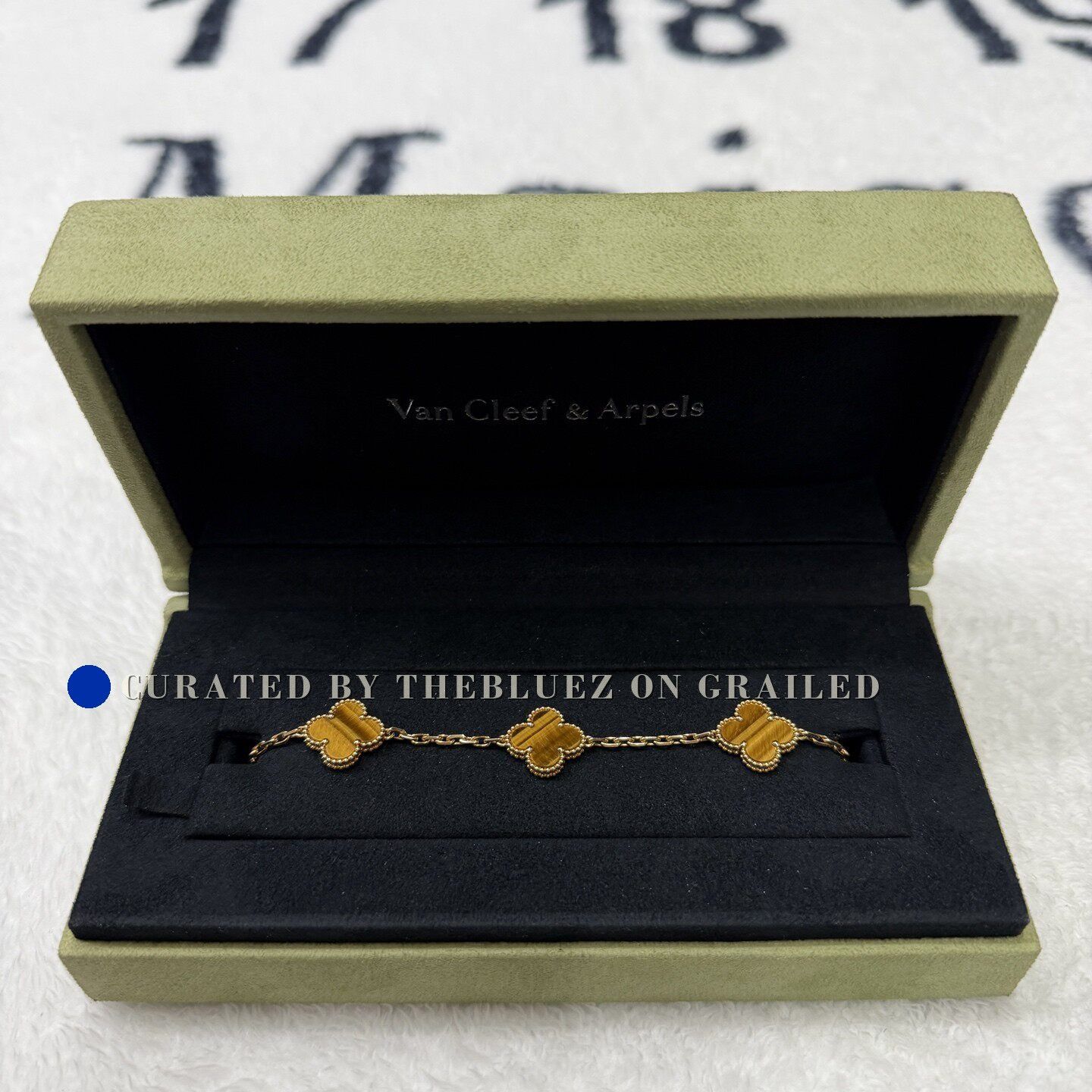 Van Cleef & Arpels Van Cleef & Arpels Tiger's Eye Clover Bracelet Size ONE SIZE - 1 Thumbnail