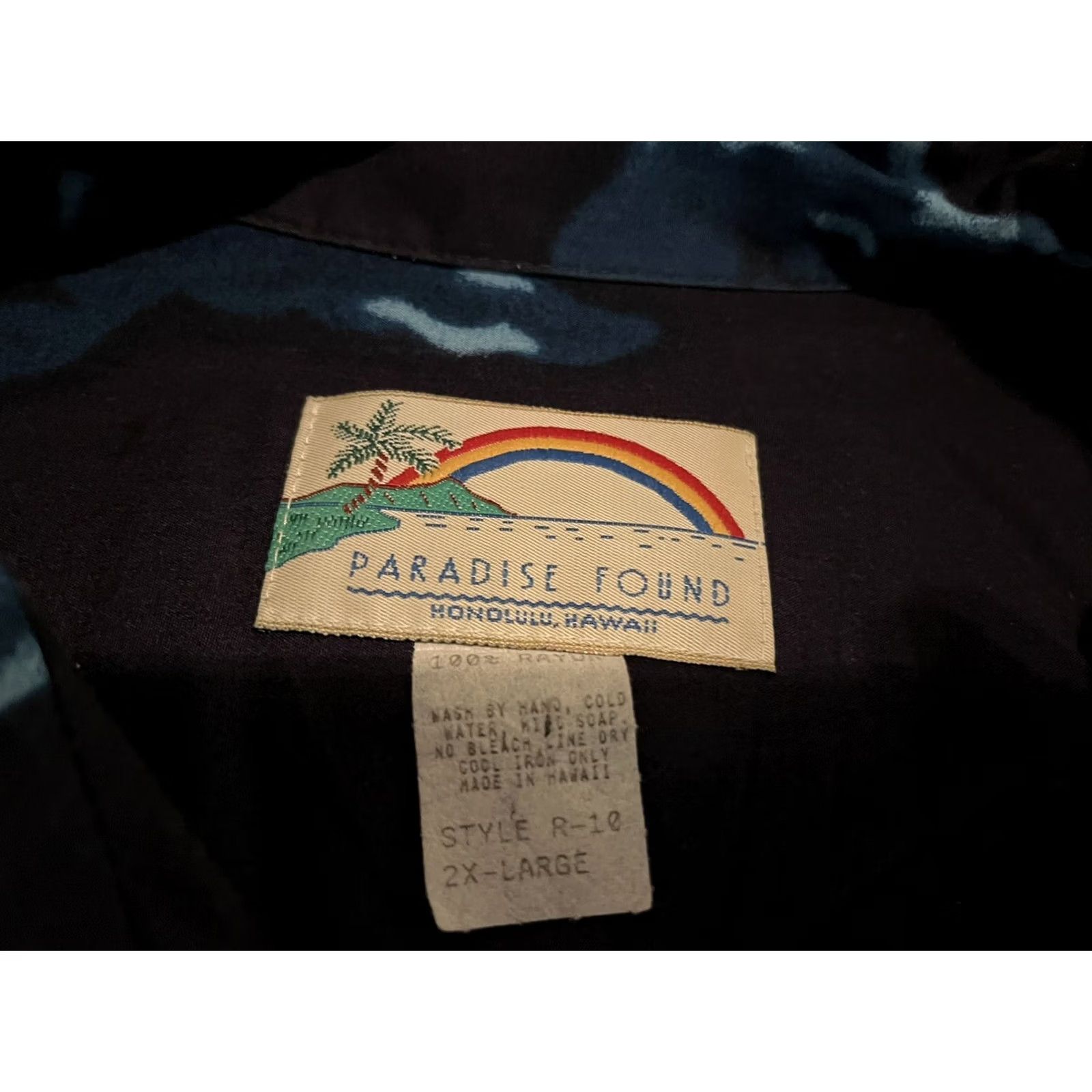 Paradise Found Paradise Found Hawaiian Shirt Surfing Mens 2XL Beach Short Sleeve Button-Up Multicolor Rayon Size US XXL / EU 58 / 5 - 2 Thumbnail