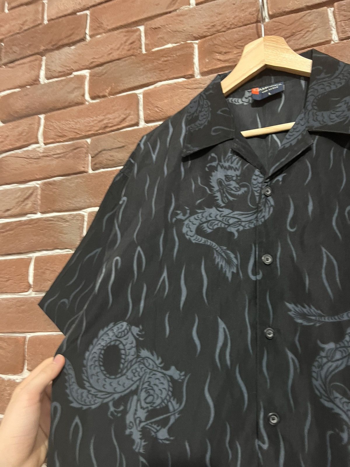 Japanese Brand Vintage Y2k Dragon Flames Drip Button Up Shirt Lik Prada Y2k Size US L / EU 52-54 / 3 - 5 Thumbnail