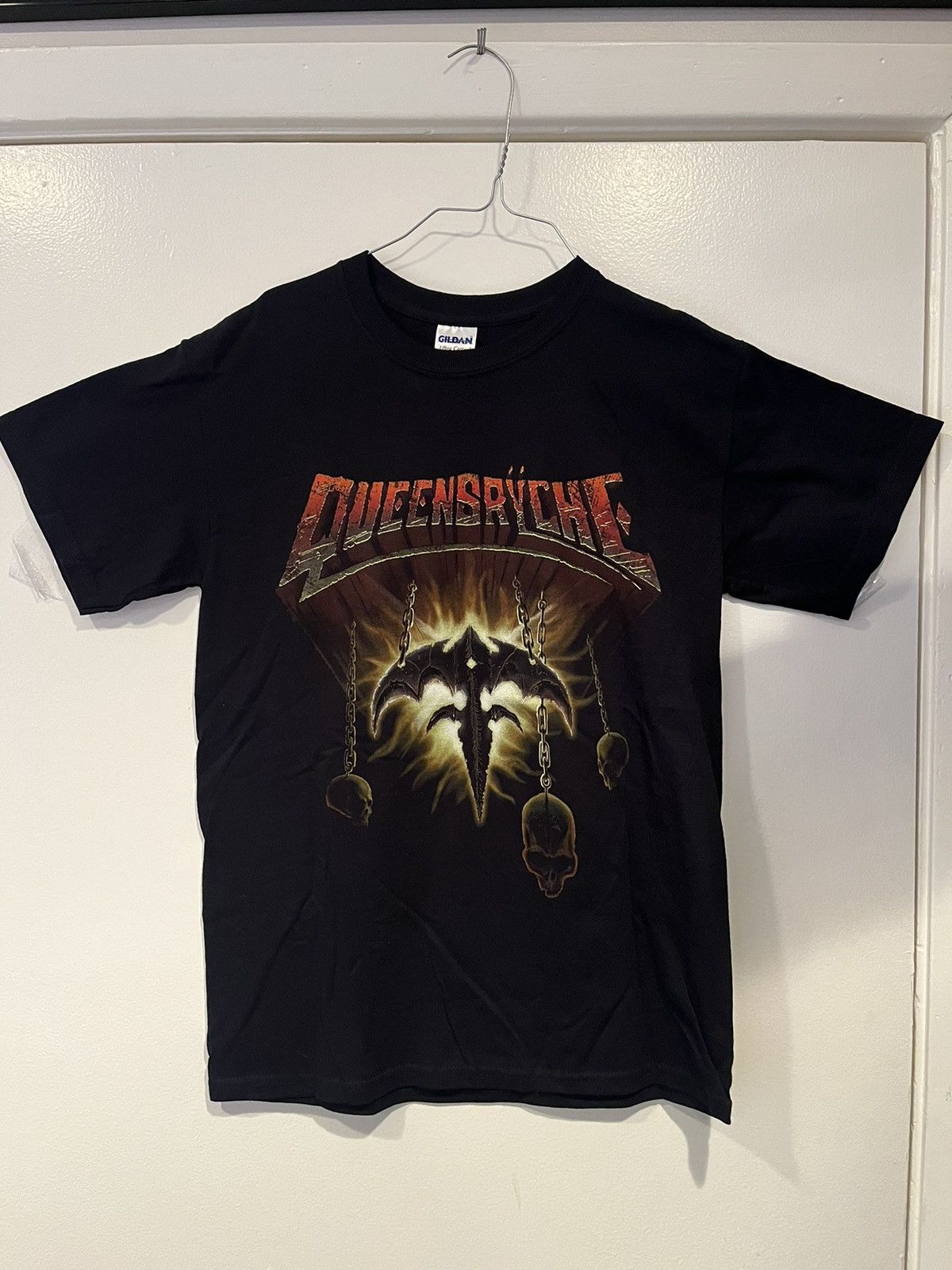 Gildan 2008 Queensryche world tour tshirt Size US S / EU 44-46 / 1 - 1 Thumbnail