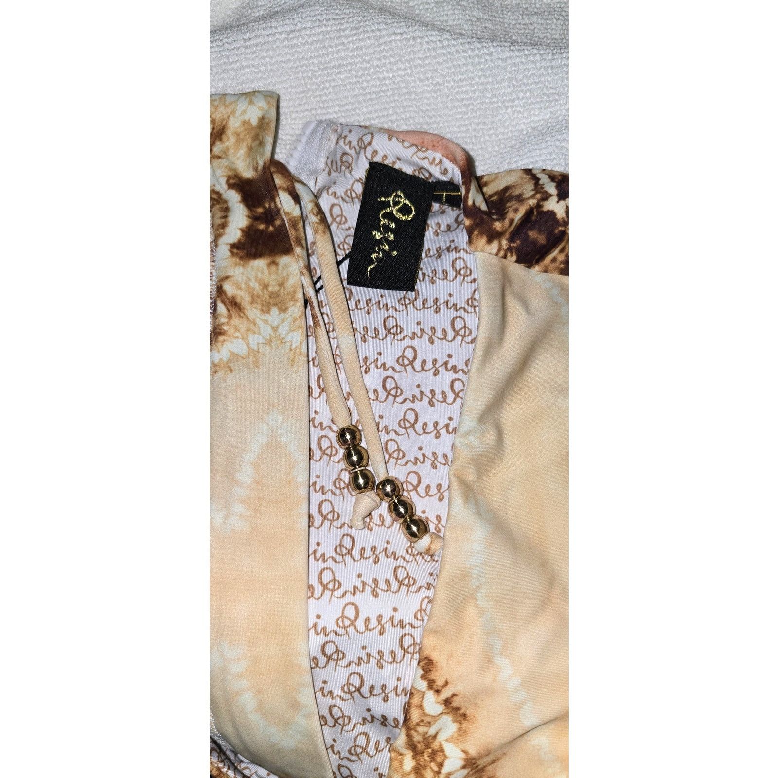 Free People New FREE PEOPLE Resin Obsidian Paisley Surf Suit $185 LARGE Size L / US 10 / IT 46 - 5 Thumbnail