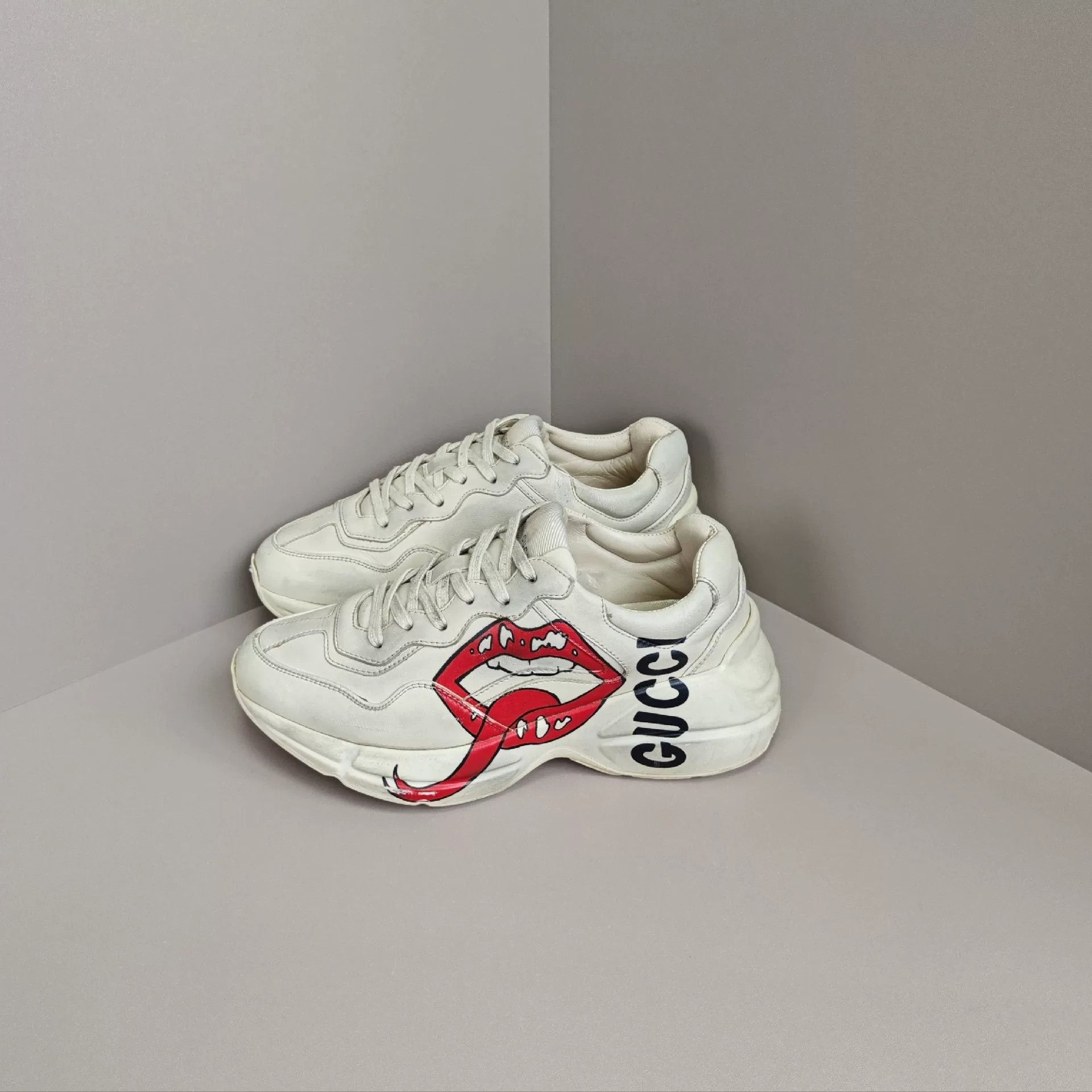 Gucci Gucci Lowtop Sneakers us_6 Women Size US 6 / IT 36 - 1 Thumbnail