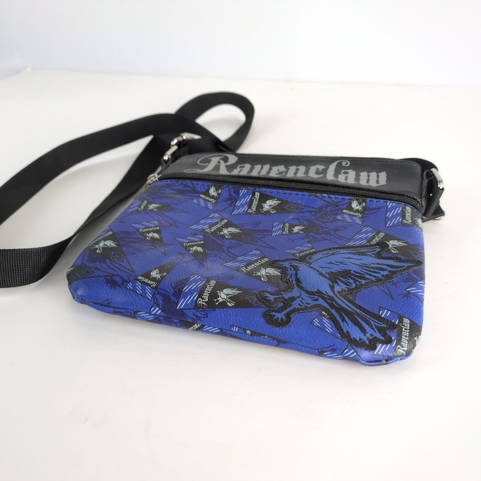 Warner Bros Loungefly Harry Potter Ravenclaw Small 8" Crossbody Bag Size ONE SIZE - 3 Thumbnail