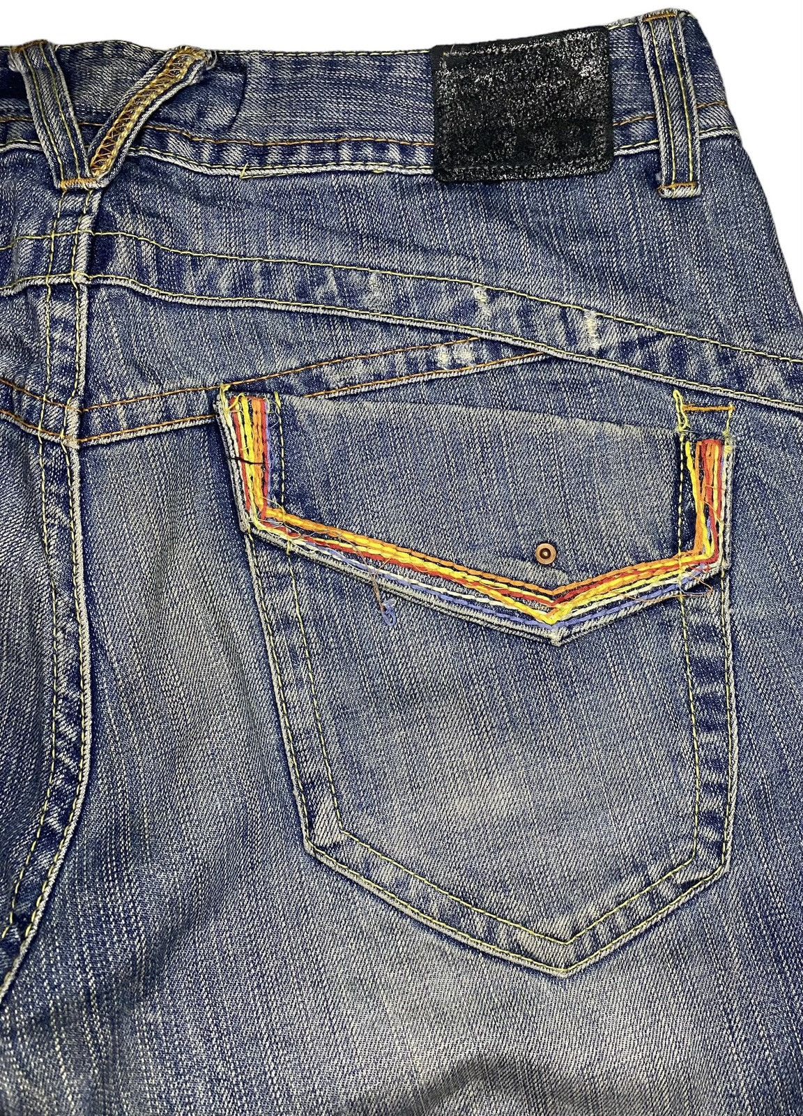 If Six Was Nine × Japanese Brand × Le Grande Bleu (L.G.B.) Vintage Red Pepper Flared Jean Distressed Size US 33 - 7 Thumbnail