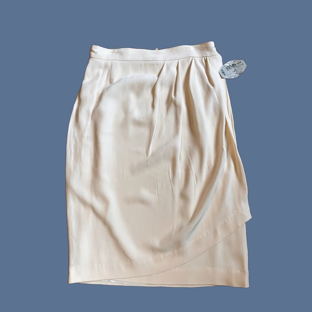Guy Laroche VINTAGE Guy Laroche Boutique Paris Wrap Skirt Women's W12 Knee Length White 80s Bohemian 80s Mens? Size 34" / US 12 / IT 48 - 1 Thumbnail