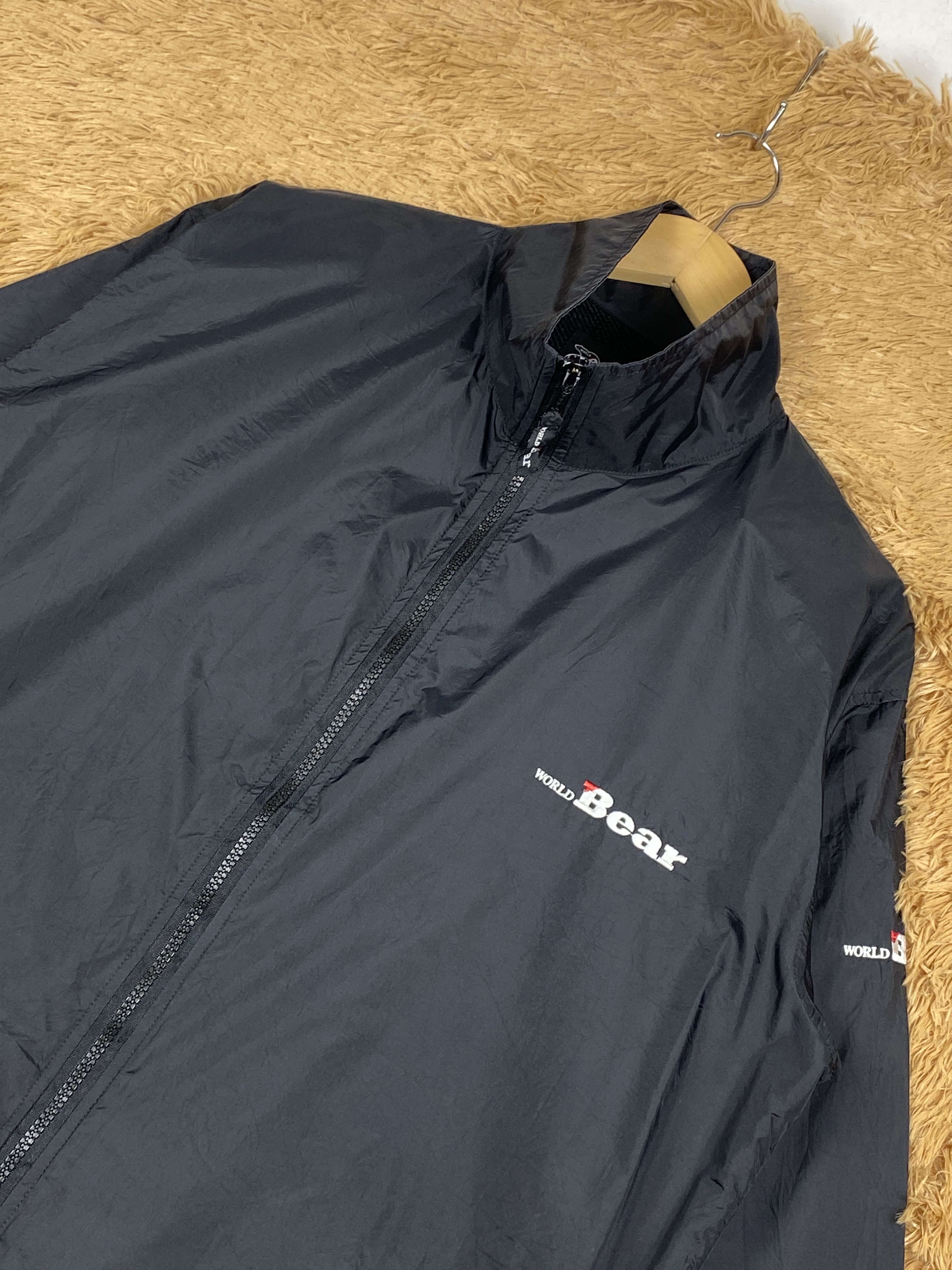 Japanese Brand × Vintage Vintage World Bear Zip Up Jacket Size US M / EU 48-50 / 2 - 2 Thumbnail