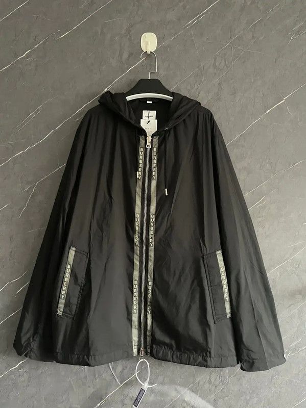 Burberry Burberry Black Lightweight Men's Hooded Jacket Size US XL / EU 56 / 4 - 1 Thumbnail