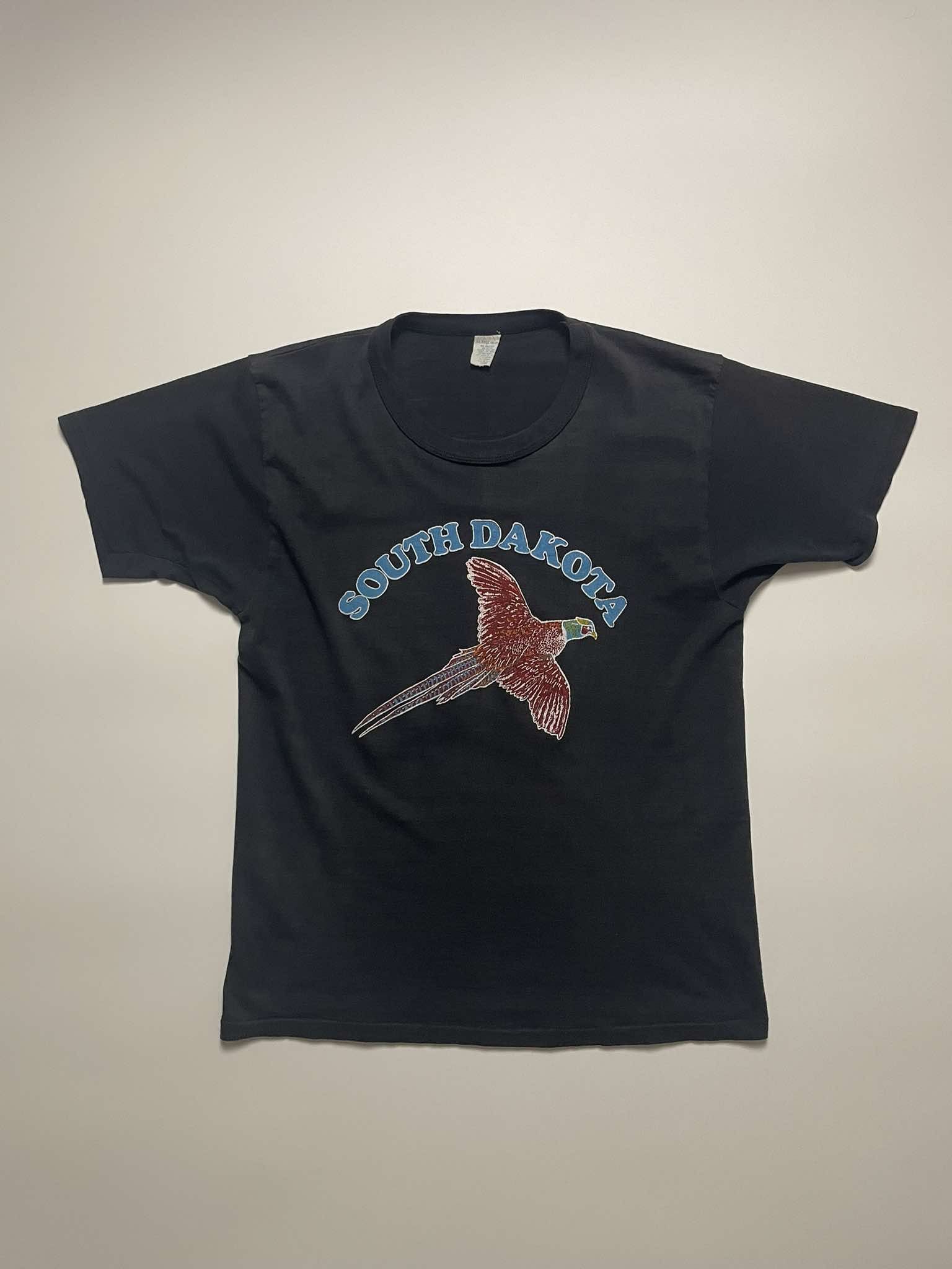 Vintage Vintage 1980s South Dakota T Shirt Size US S / EU 44-46 / 1 - 1 Thumbnail