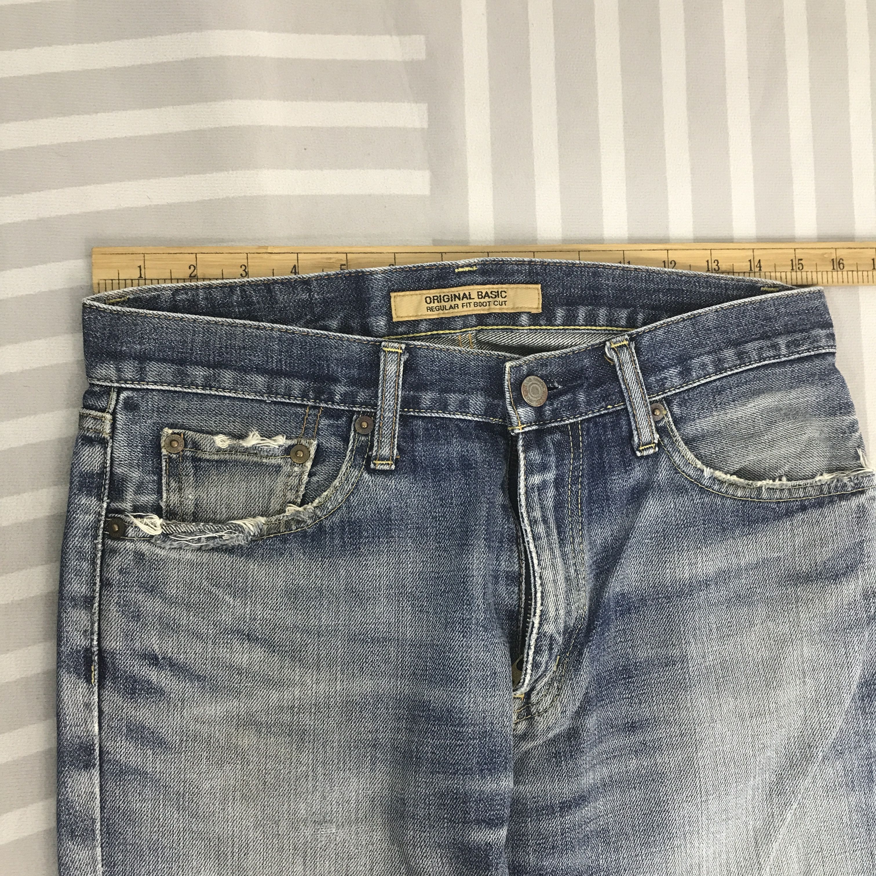Japanese Brand Flare Japan Uniqlo Distressed Bootcut Denim K54B7 Size US 31 - 7 Thumbnail