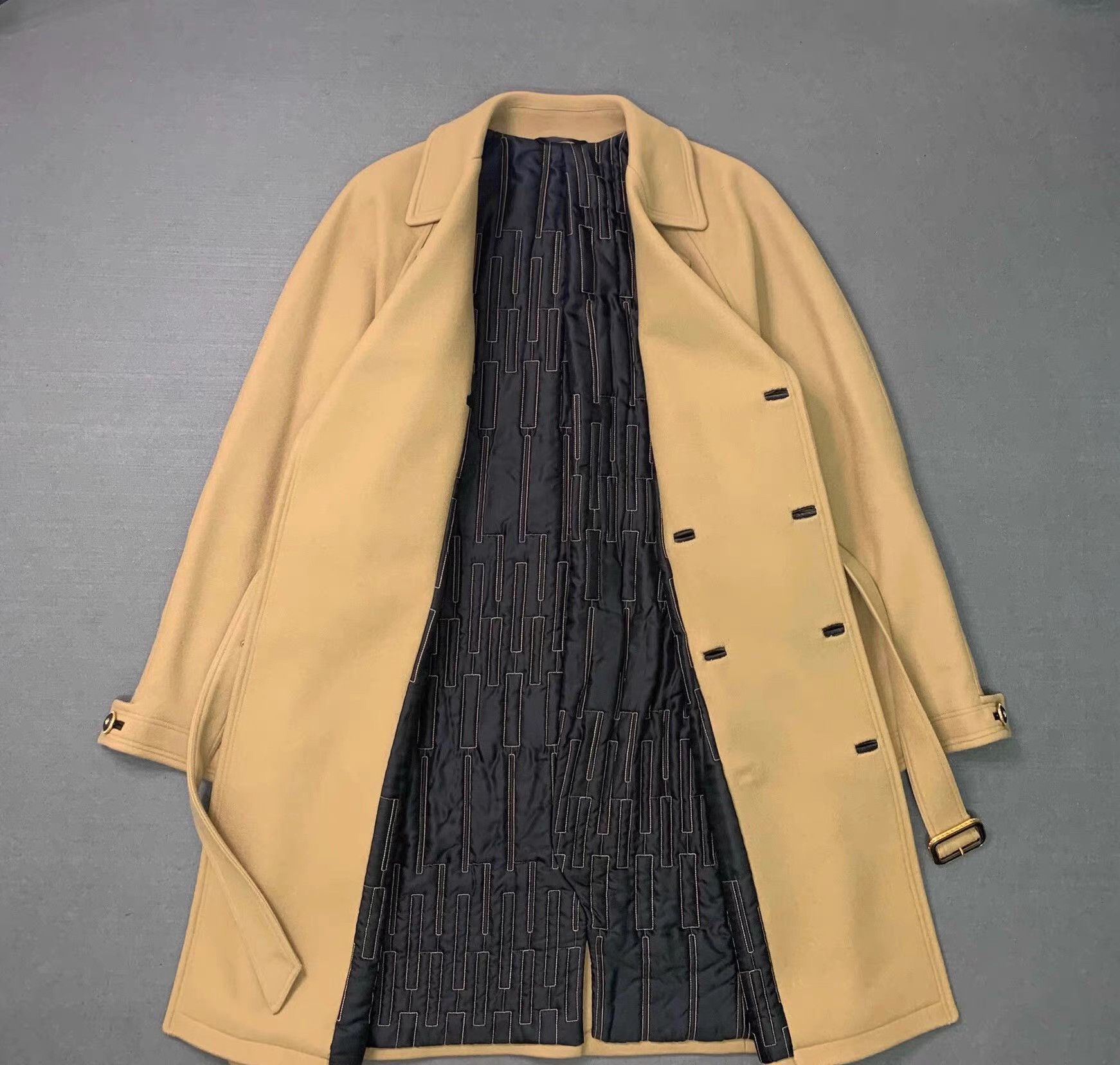 Versace VERSACE Handmade Double-Breasted Wool Coat K9 Size US L / EU 52-54 / 3 - 4 Thumbnail
