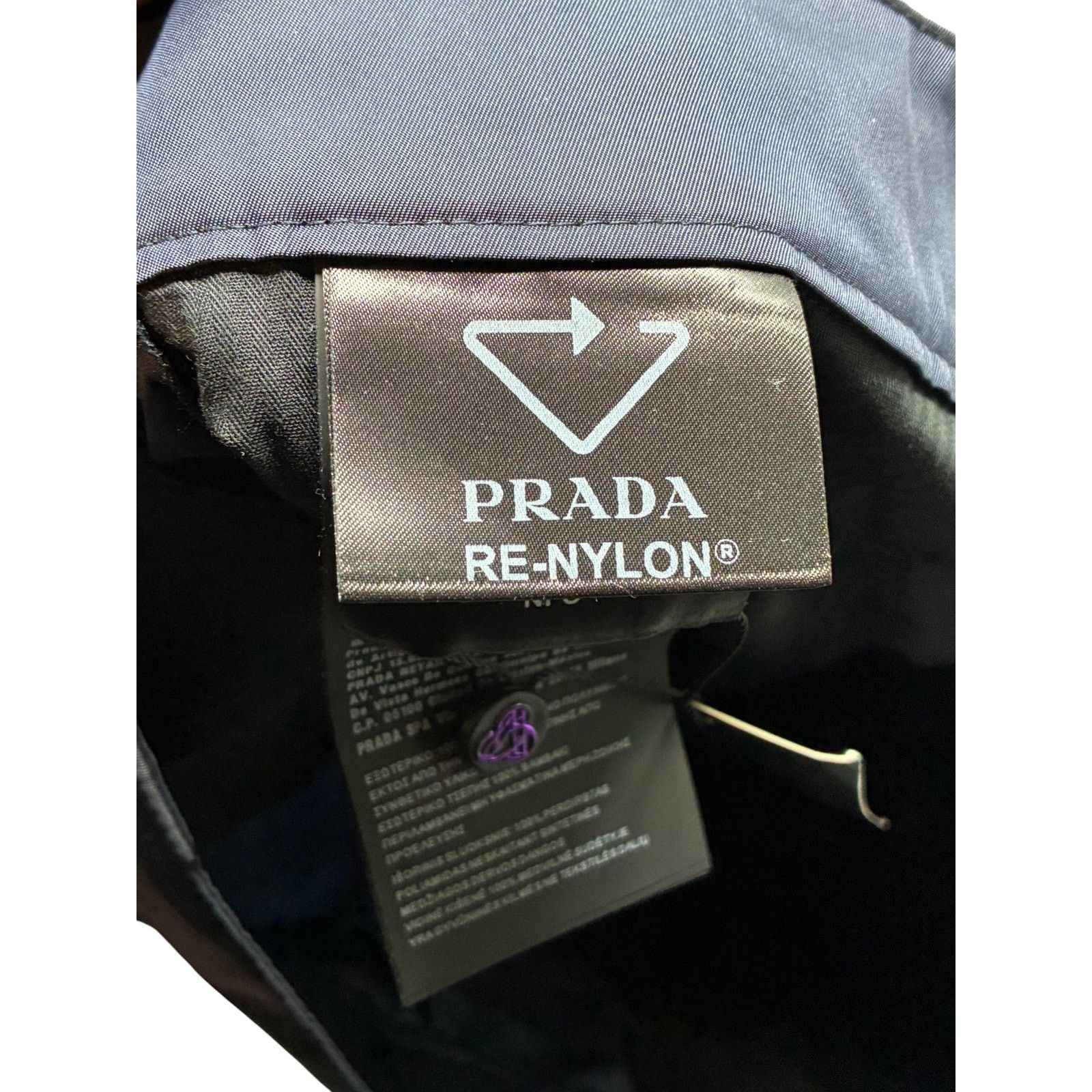 Prada Prada Navy Nylon Shorts Size US 34 / EU 50 - 4 Thumbnail