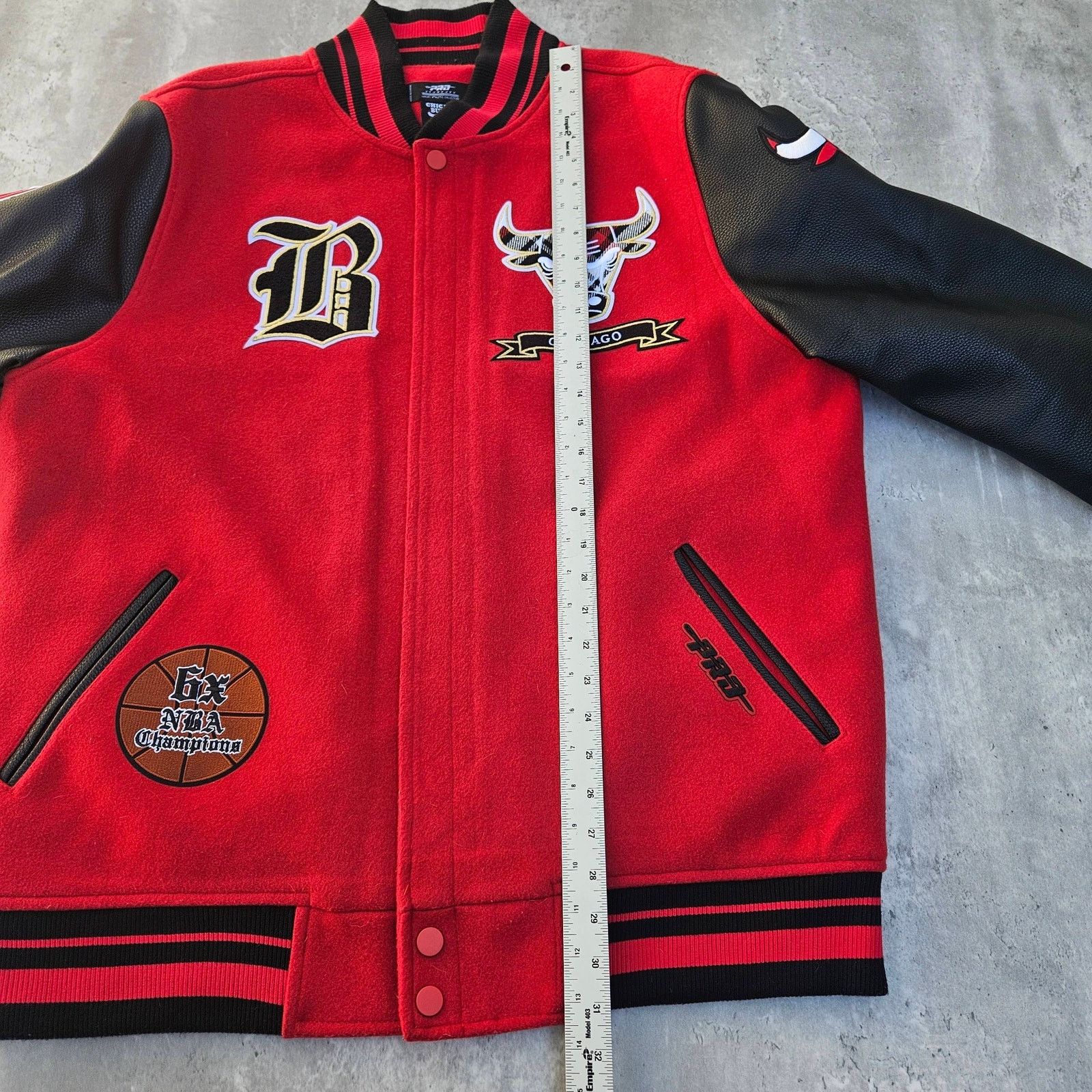 Pro Standard Pro Standard Chicago Bulls Pro Varsity Jacket Red Black XXL Size US XXL / EU 58 / 5 - 8 Thumbnail