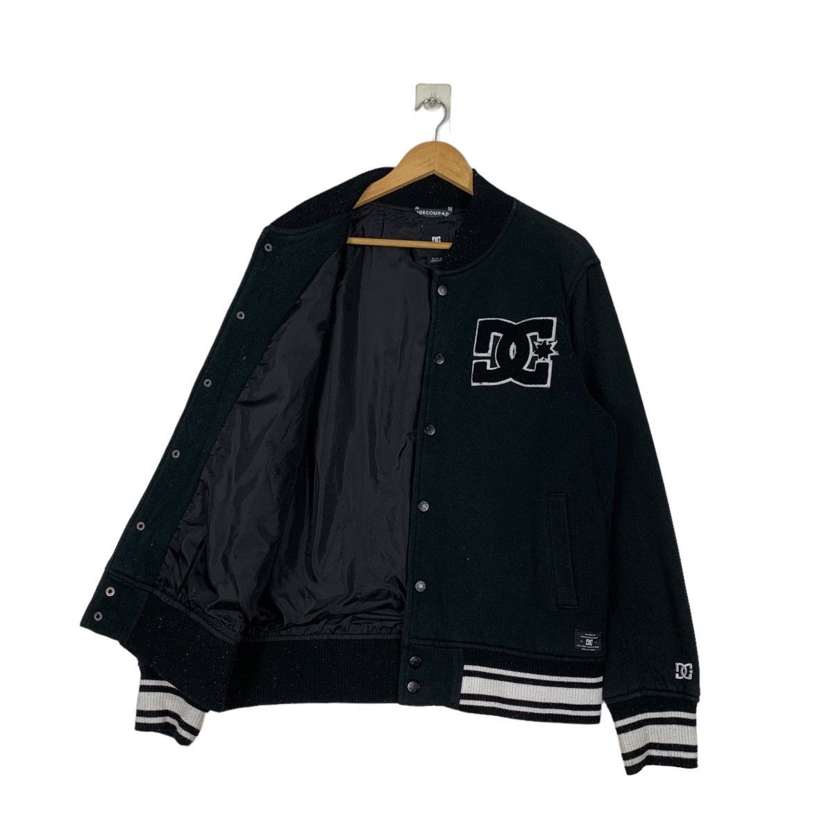 DC DC Shoe Company Big Logo Varsity Jacket #1177-C54 Size US M / EU 48-50 / 2 - 9 Thumbnail