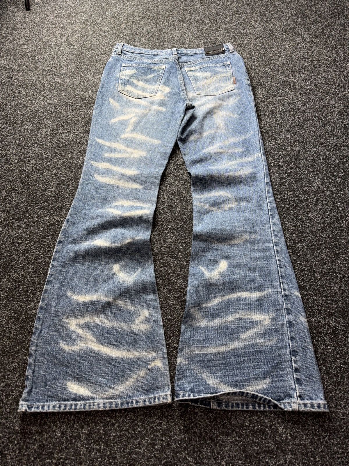 Japanese Brand Y2K Chilli Pepper Archive Flare Jeans Acid Wash Y2K Bootcut Size 30" / US 8 / IT 44 - 13 Thumbnail